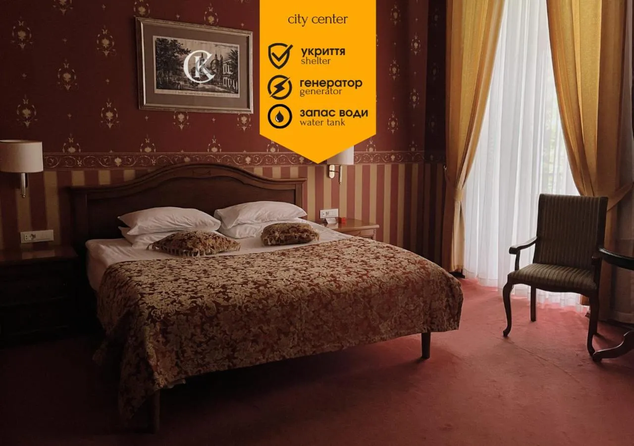Photo of the whole room, Bed in Continental Hotel