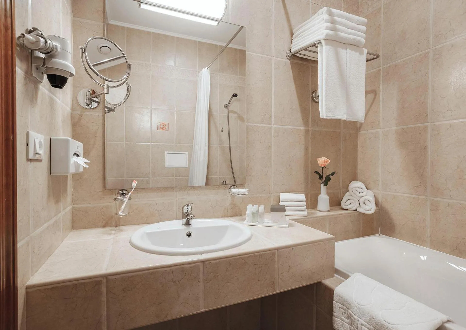 Toilet in Continental Hotel