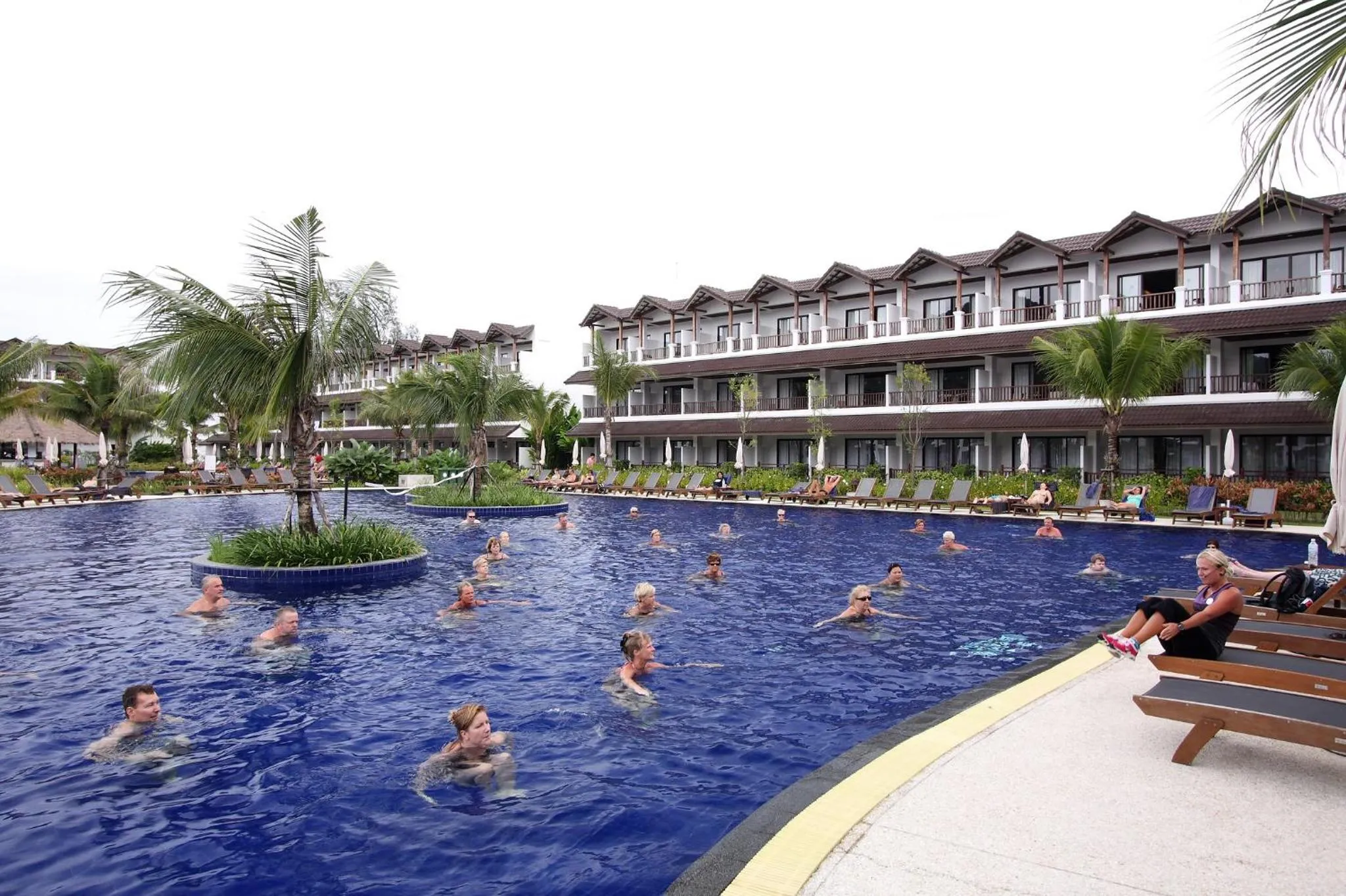 Swimming pool in Sunprime Kamala Beach