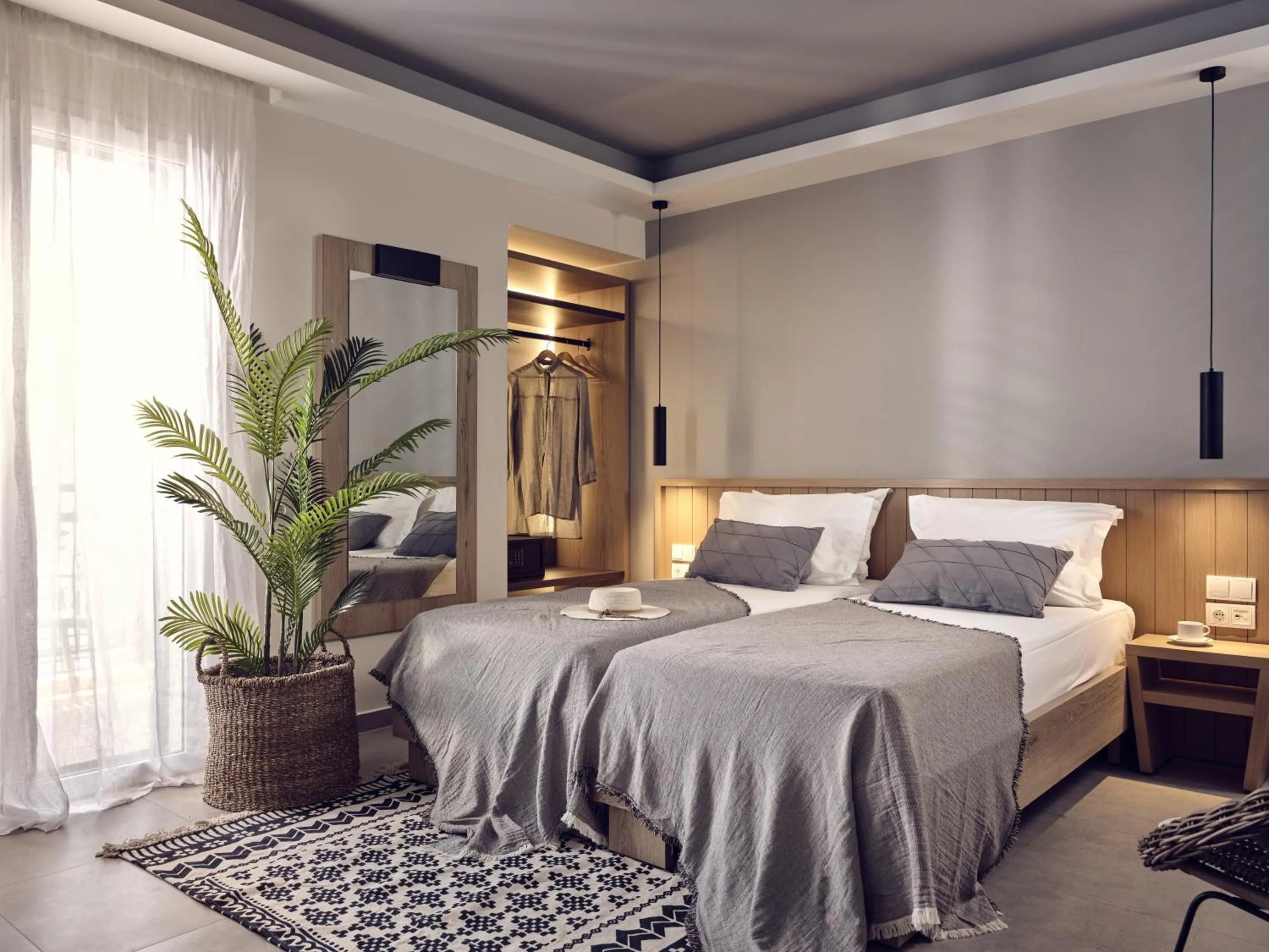 Photo of the whole room, Bed in Cactus Hotel