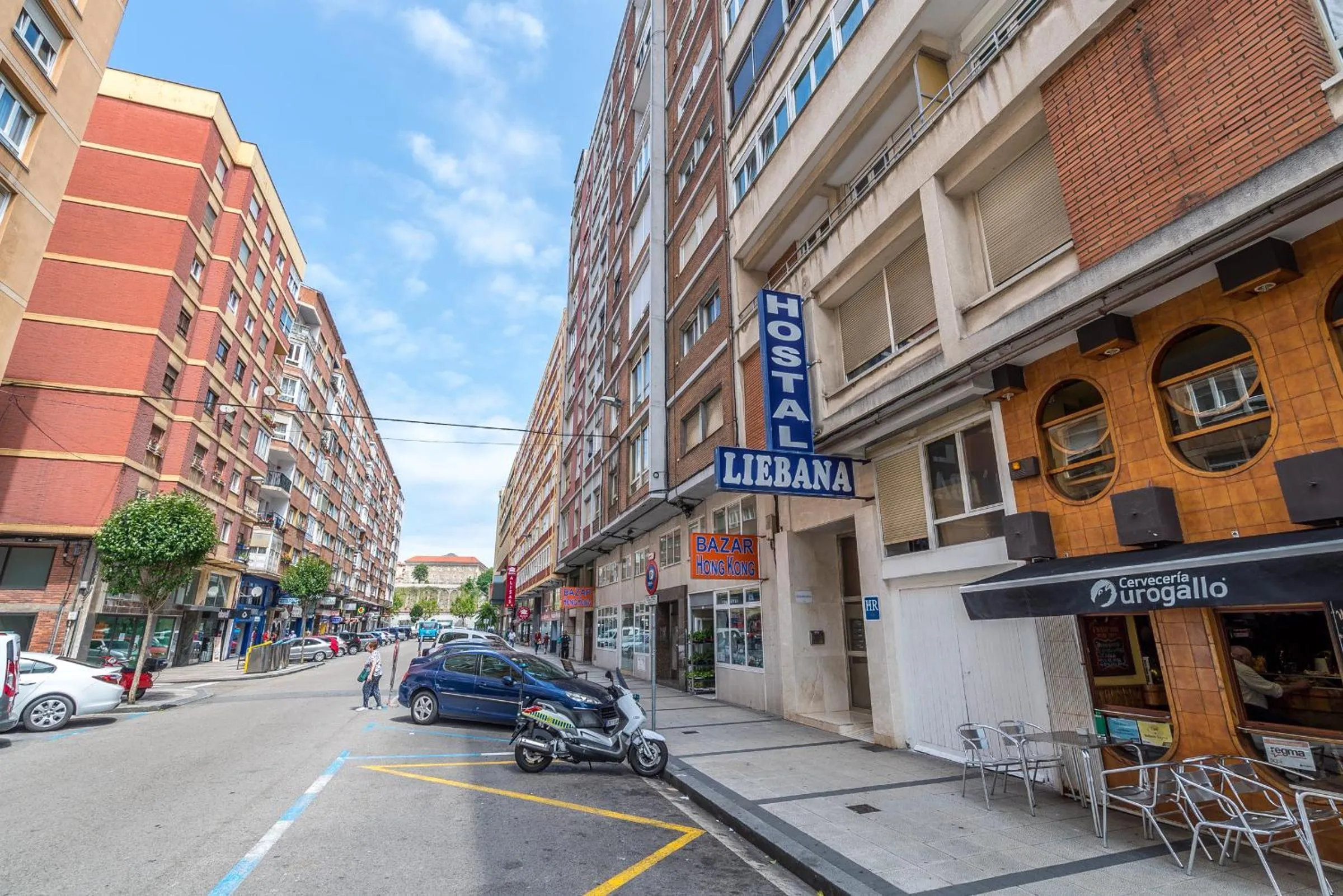 Facade/entrance in Hostal Liebana