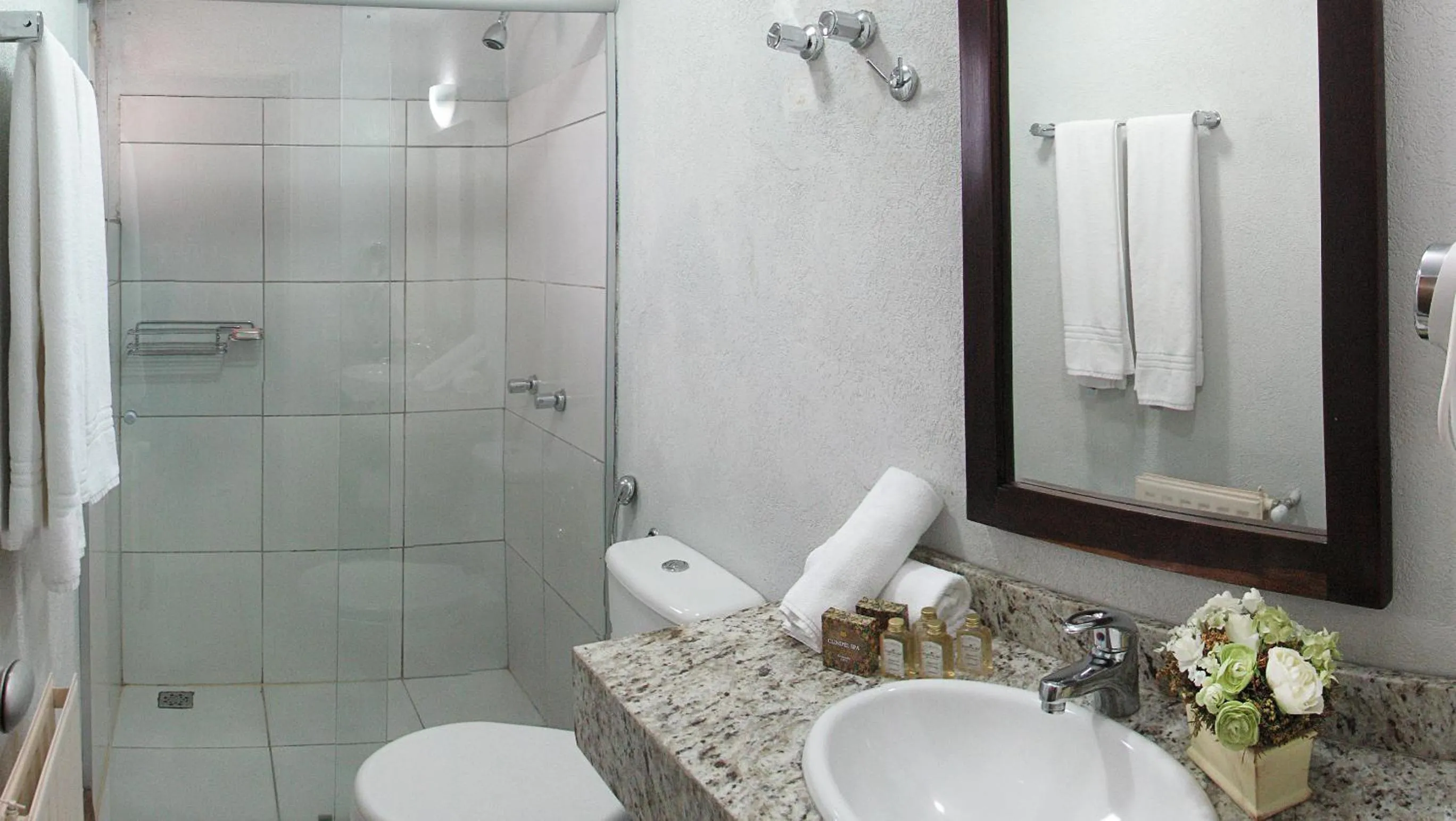 Bathroom in Sky Centro Hotel & SPA