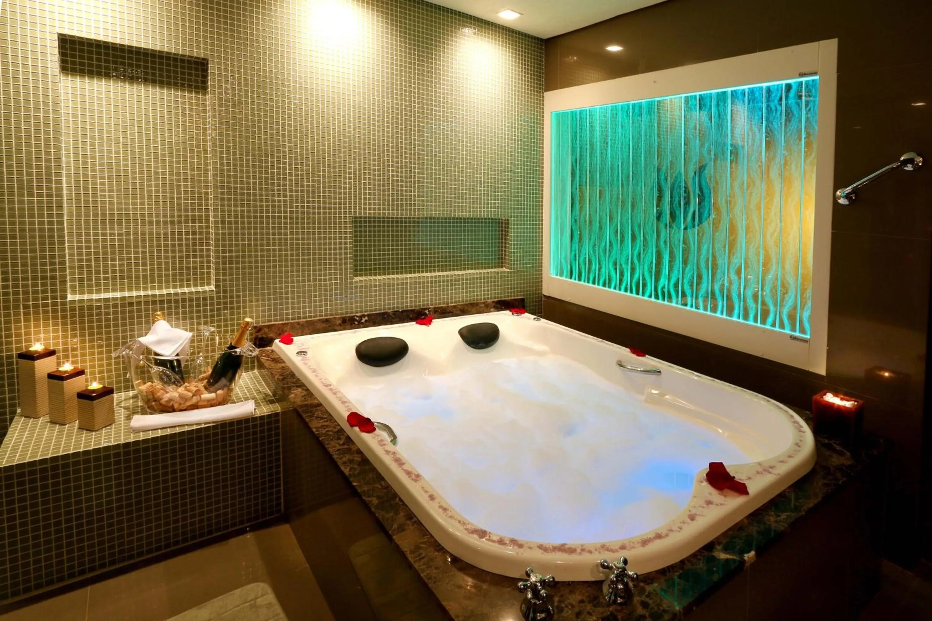 Spa and wellness centre/facilities in Sky Centro Hotel & SPA