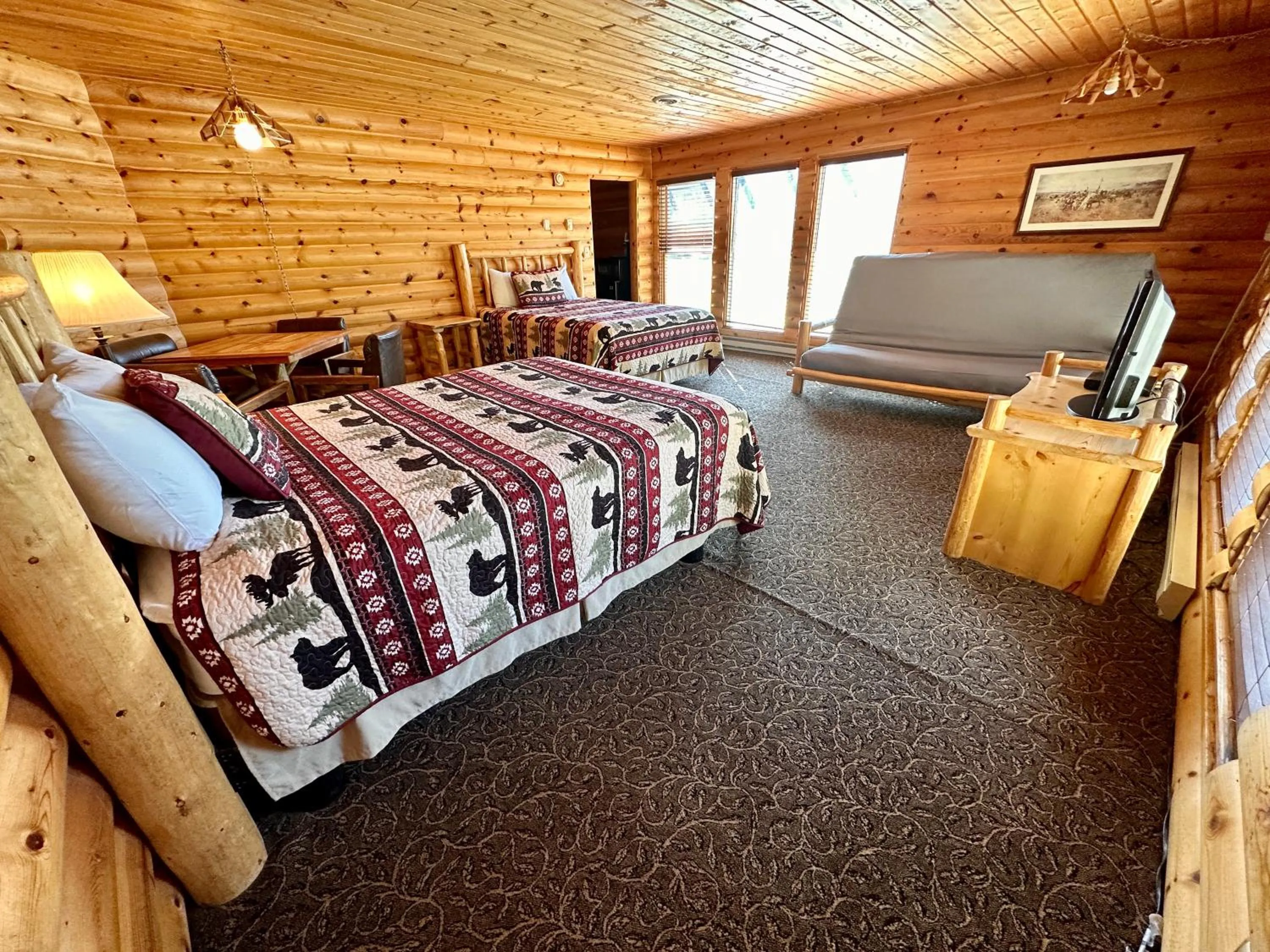 Bedroom, Bed in The Lodge at Lolo Hot Springs