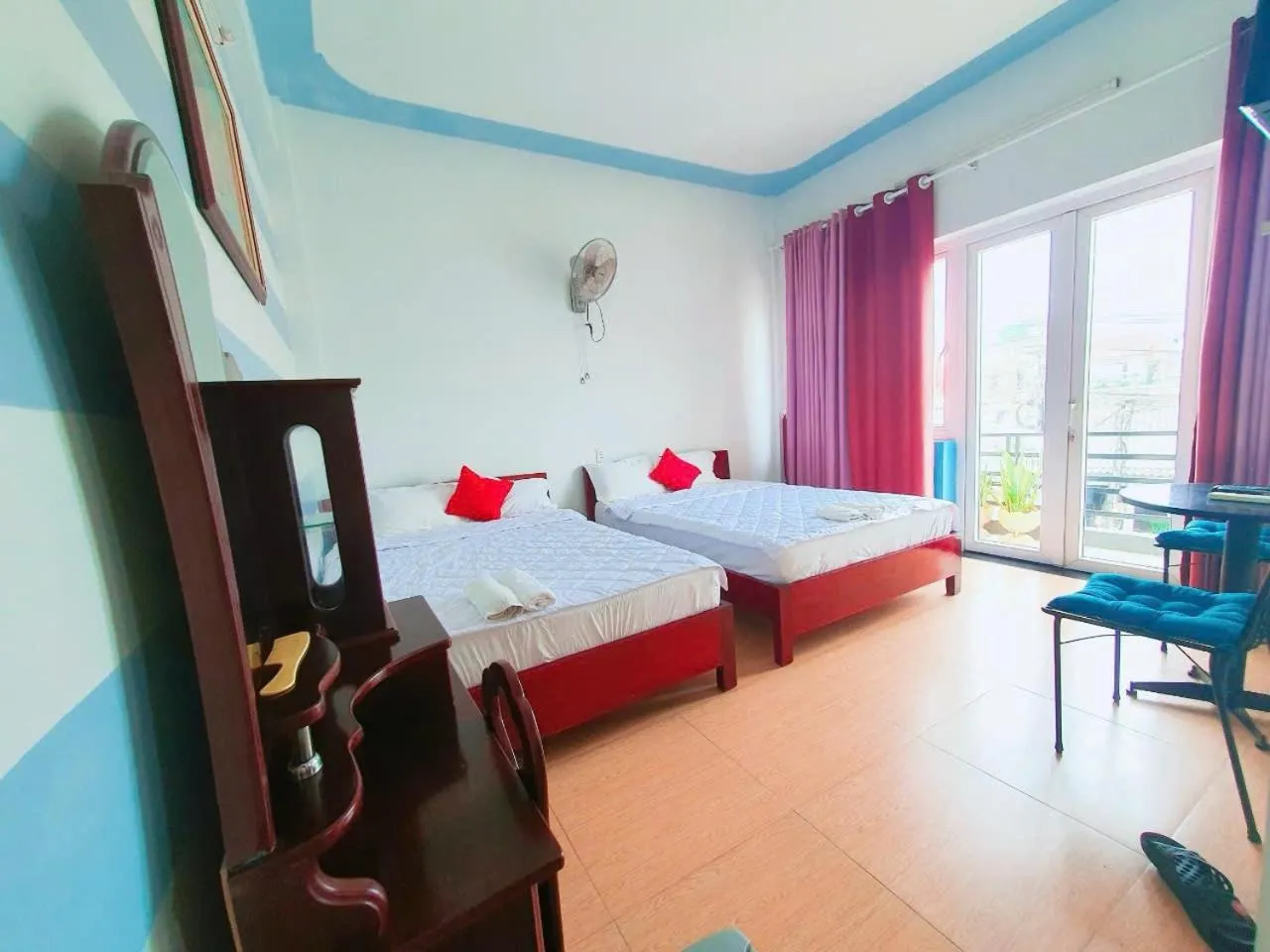 Property building, Bed in Thanh Tran Guesthouse Lý Sơn