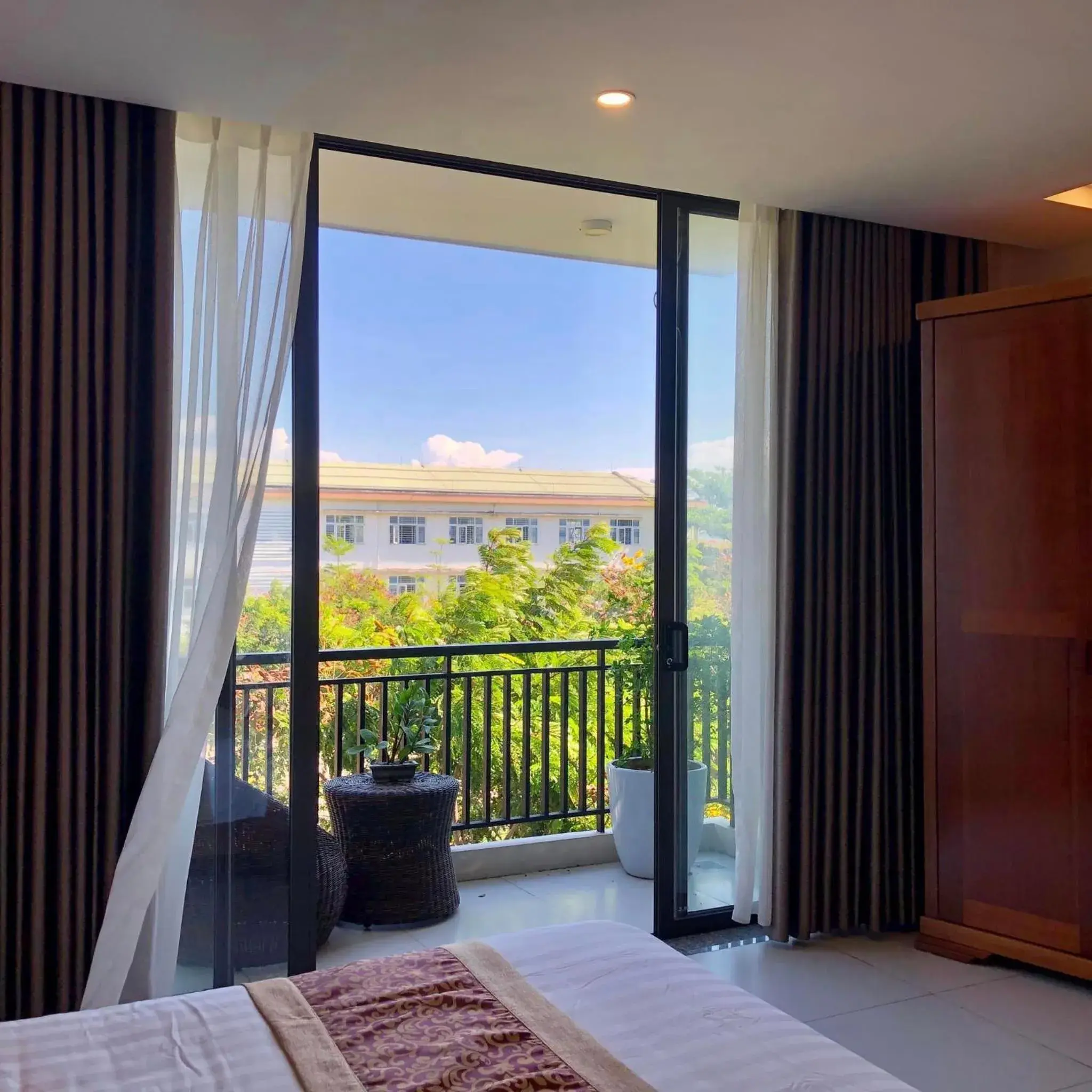 Studio with Balcony in Son Tra Green Hotel & Apartment Studio with Balcony in Son Tra Green Hotel & Apartment