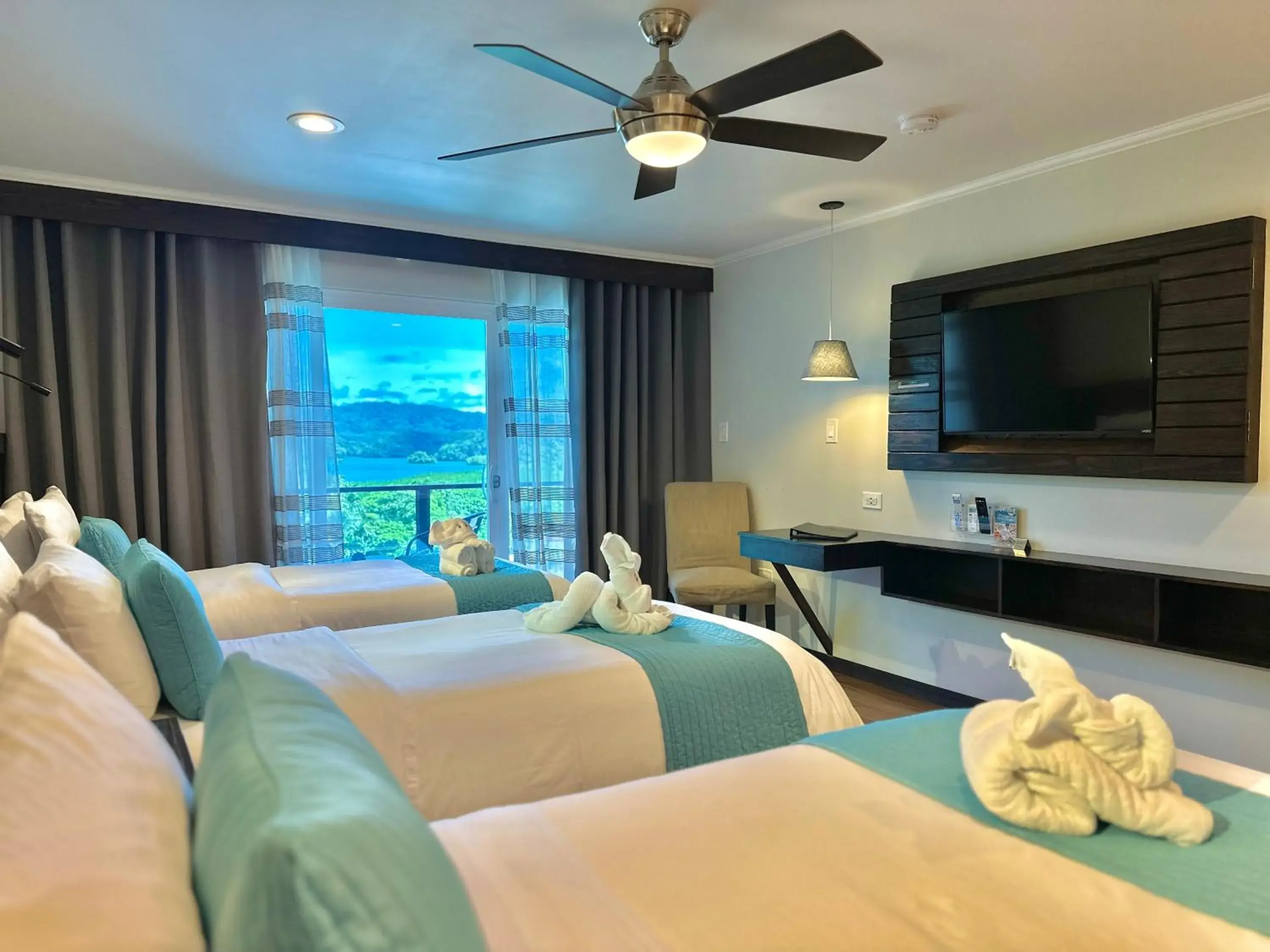 towels, Bed in Palau Central Hotel towels, Bed in Palau Central Hotel