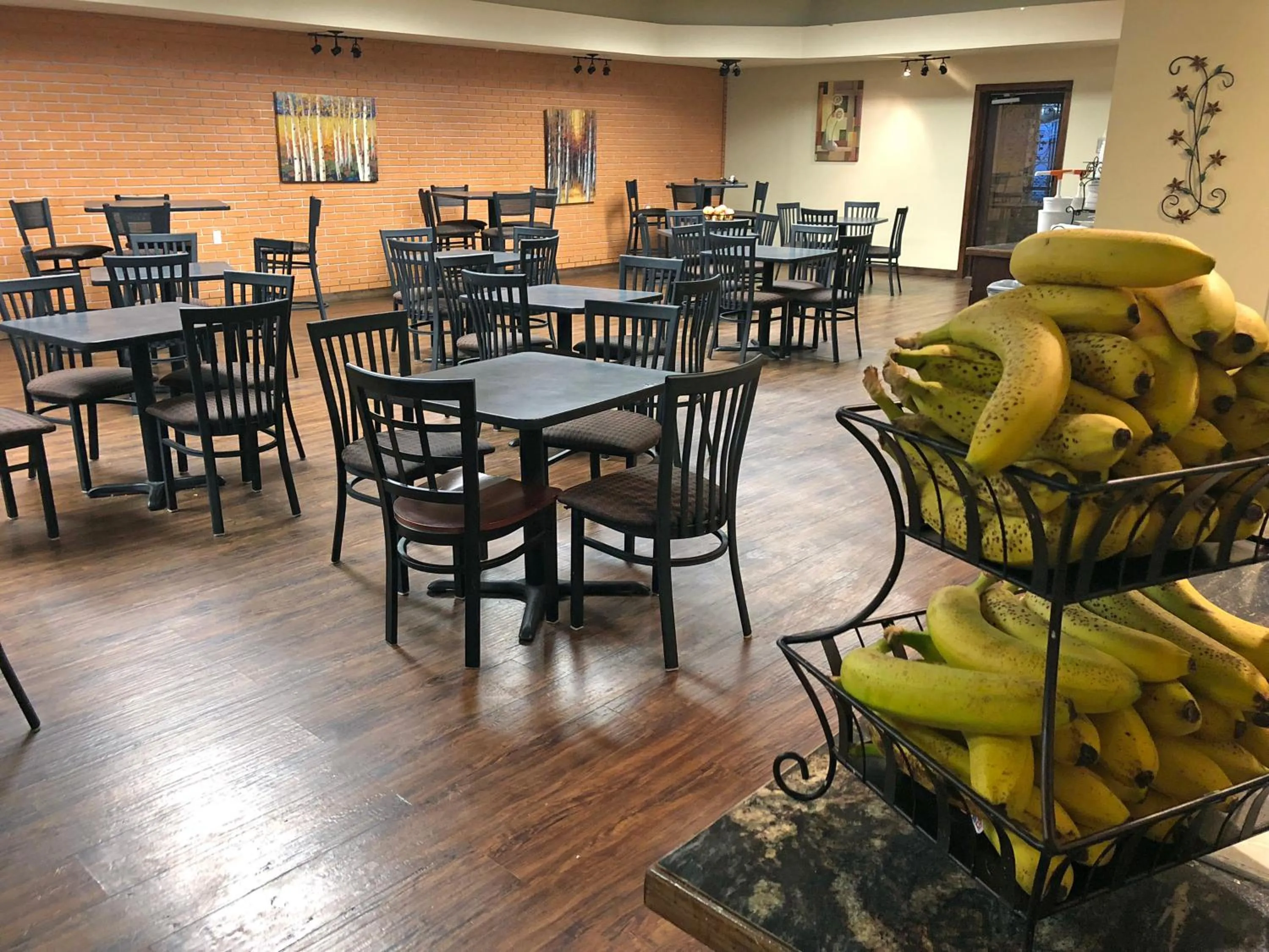 Restaurant/places to eat in FairBridge Extended Stay, a Kitchenette Hotel