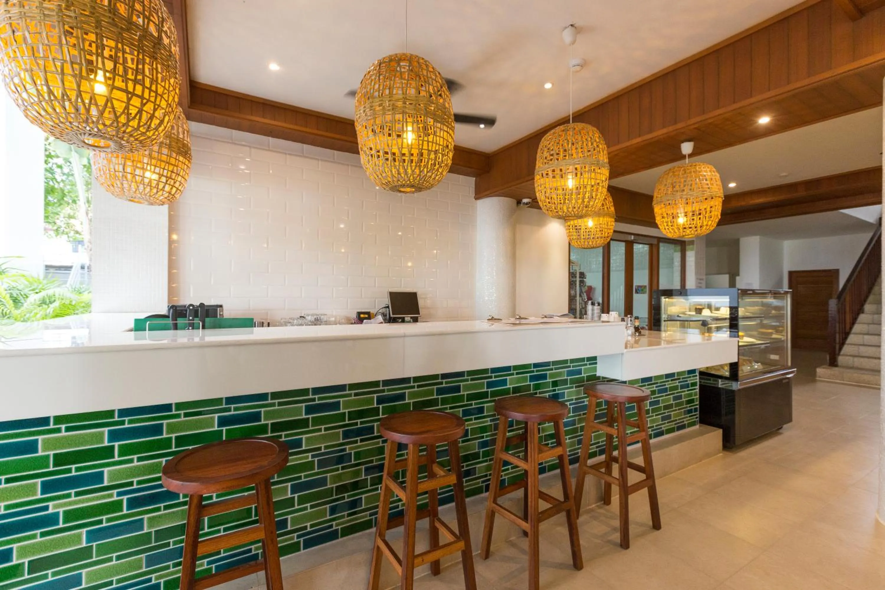 Lounge or bar in Sunwing Bangtao Beach