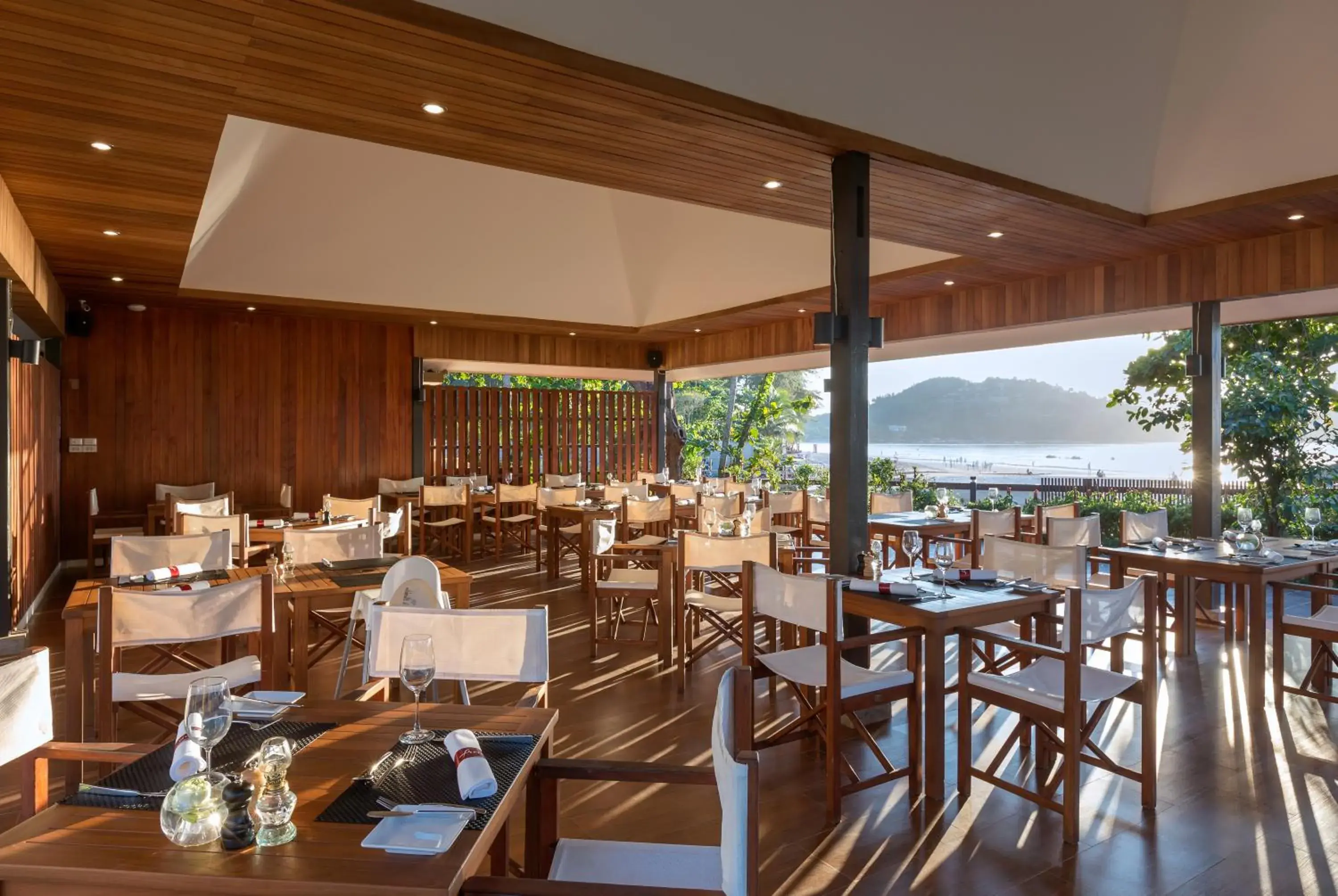 Restaurant/places to eat in Sunwing Bangtao Beach Restaurant/places to eat in Sunwing Bangtao Beach