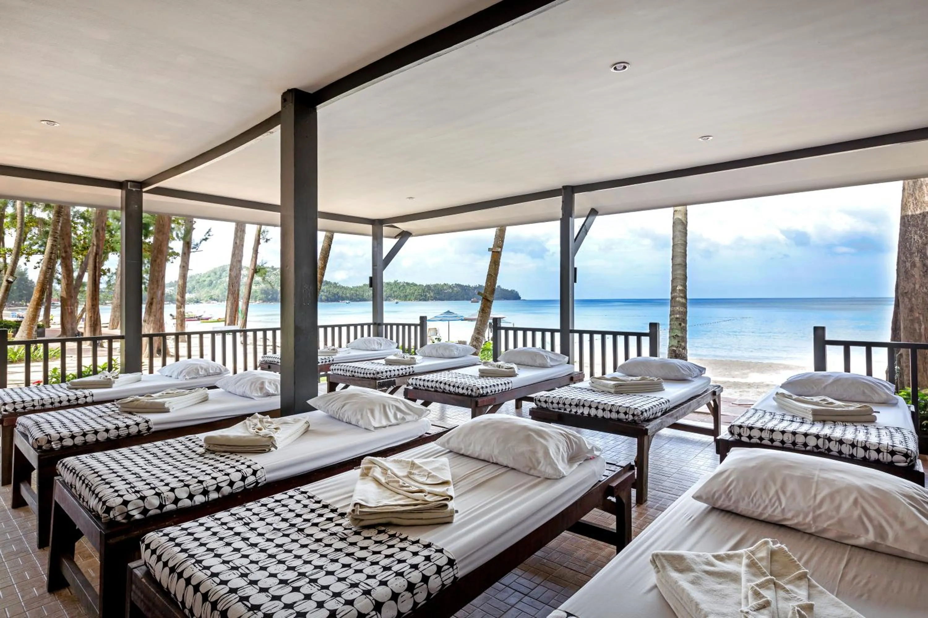 Activities, Bed in Sunwing Bangtao Beach