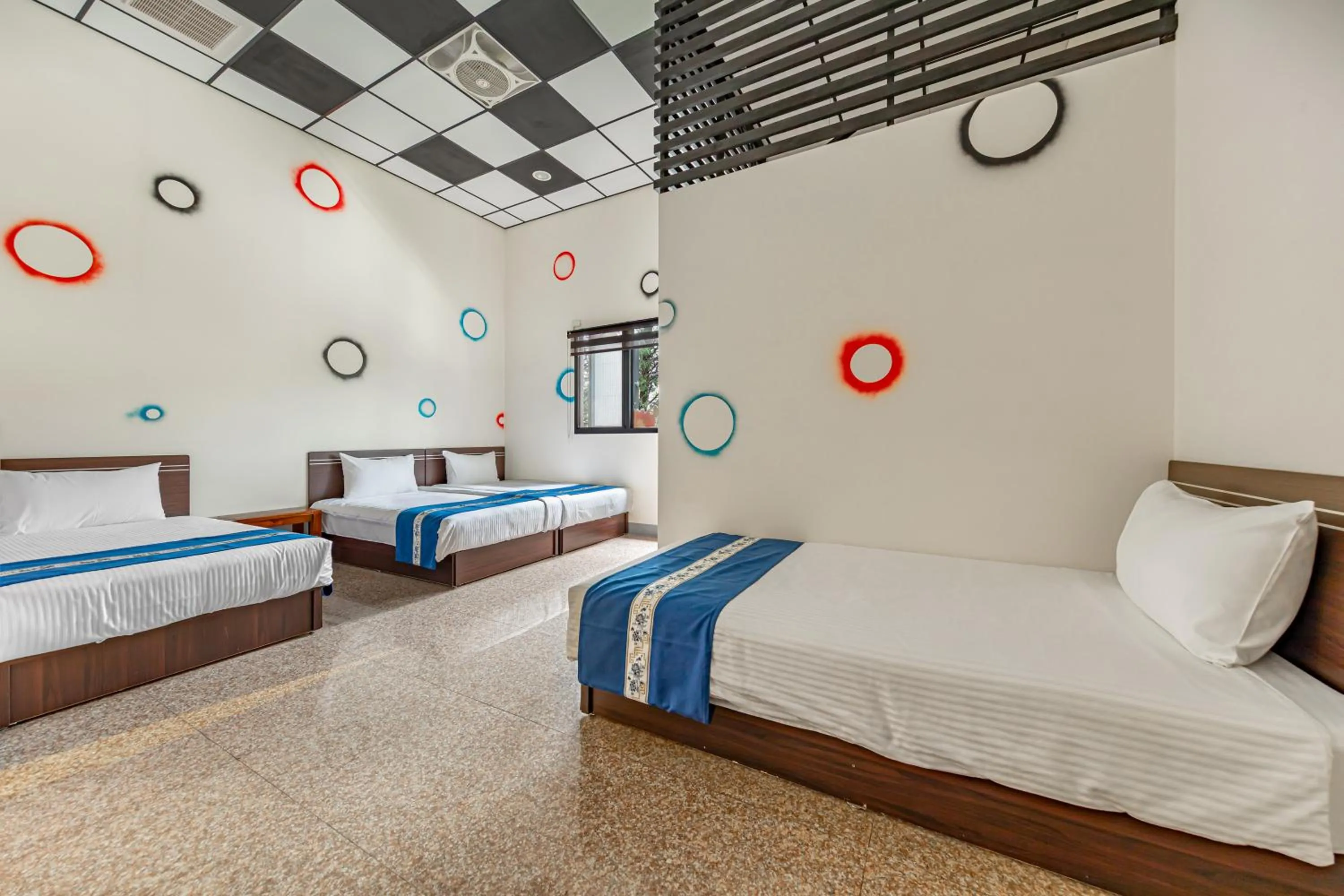 Bed in Sun Moon Lake Jinlongshan BnB