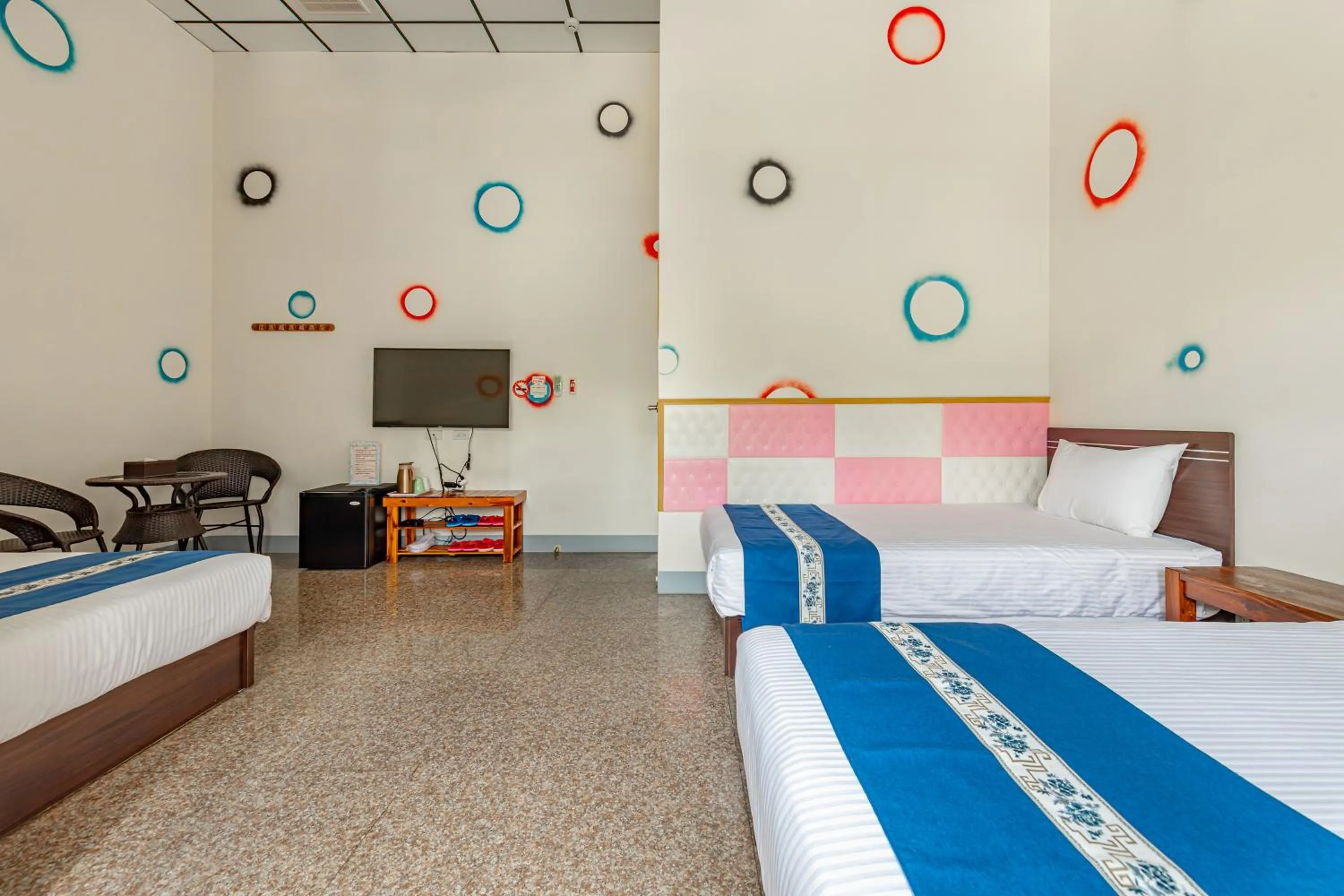 Bed in Sun Moon Lake Jinlongshan BnB