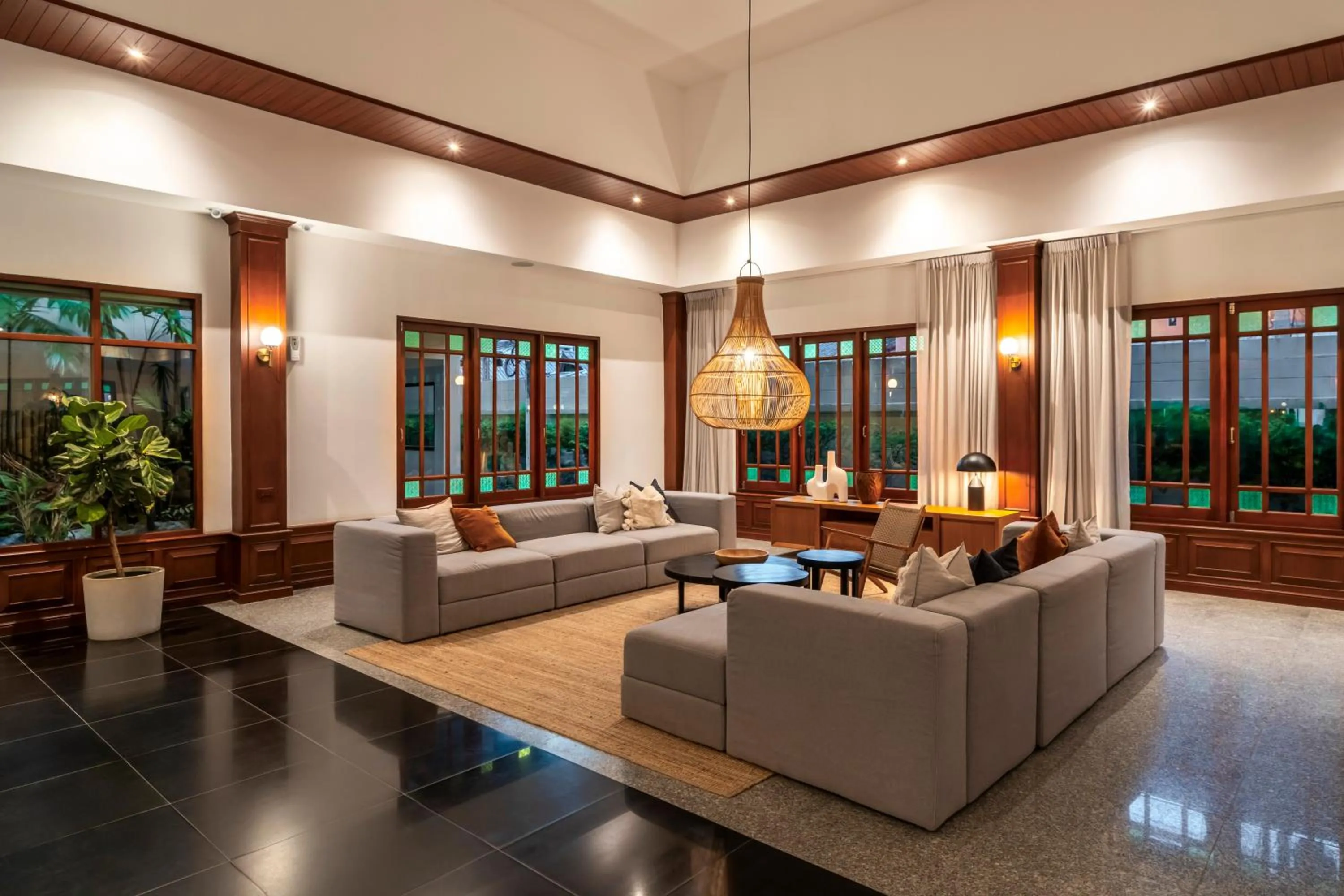 Lobby or reception in Best Western Premier Bangtao Beach Resort & Spa
