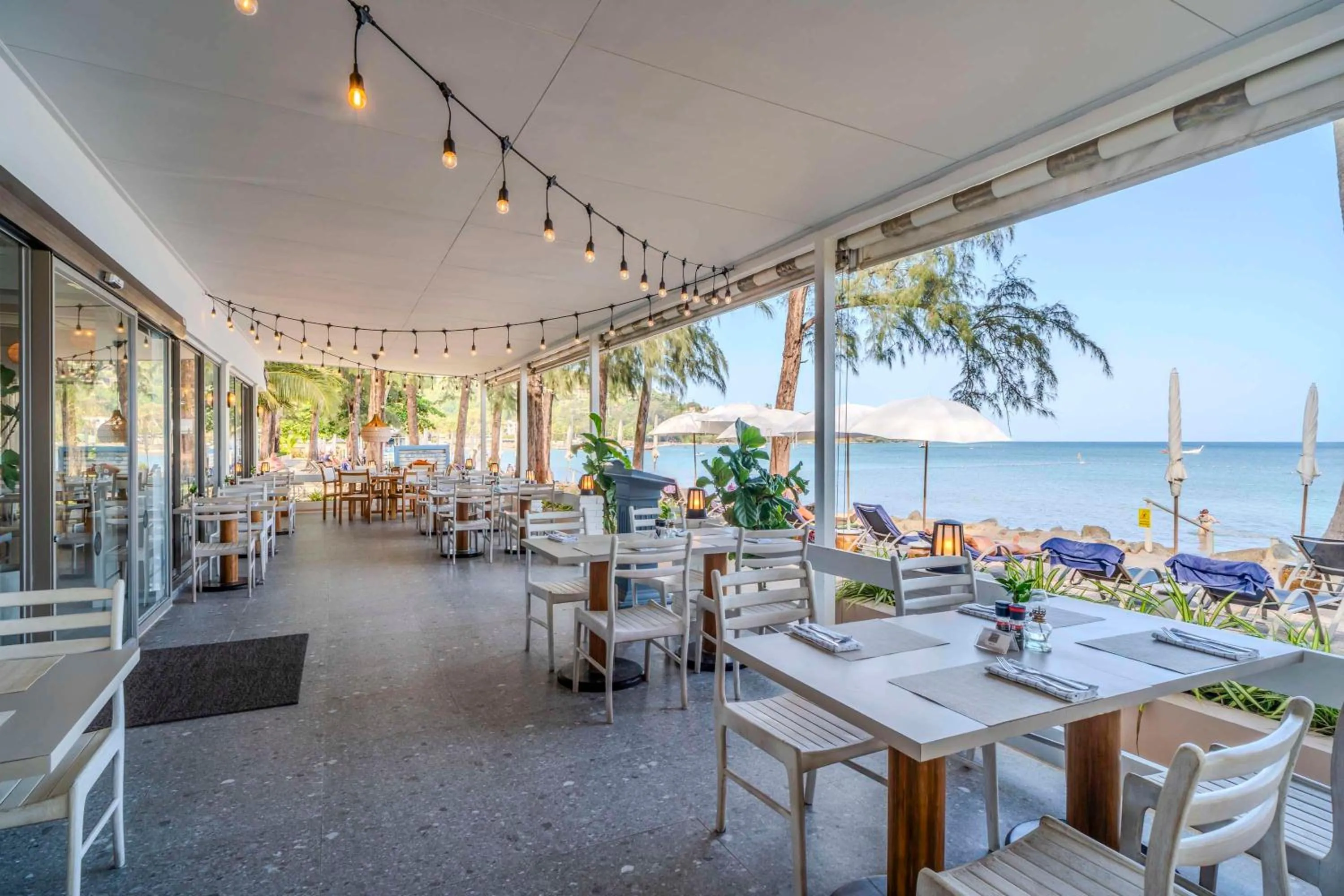 Restaurant/places to eat in Best Western Premier Bangtao Beach Resort & Spa