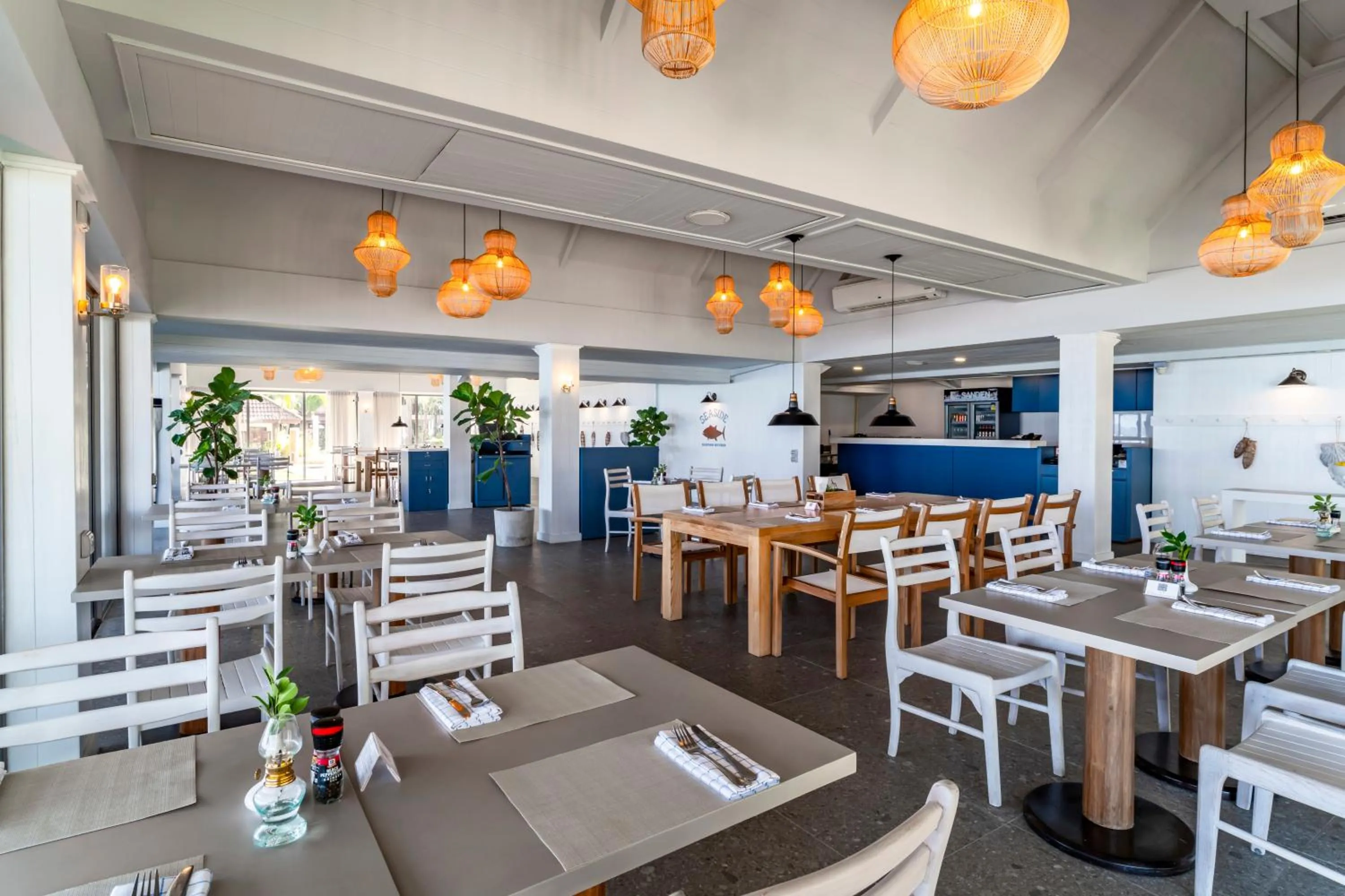 Restaurant/places to eat in Best Western Premier Bangtao Beach Resort & Spa