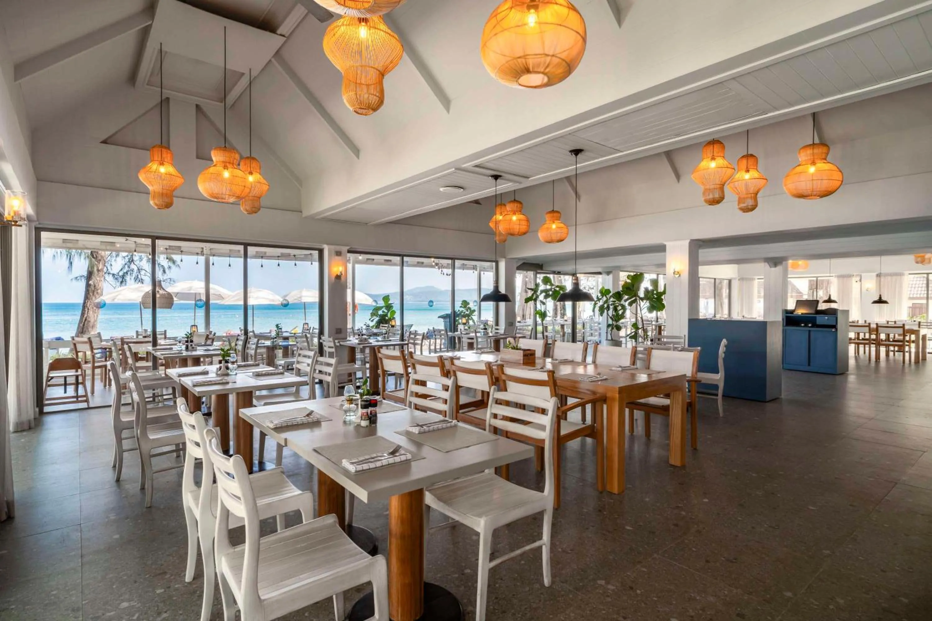 Restaurant/places to eat in Best Western Premier Bangtao Beach Resort & Spa