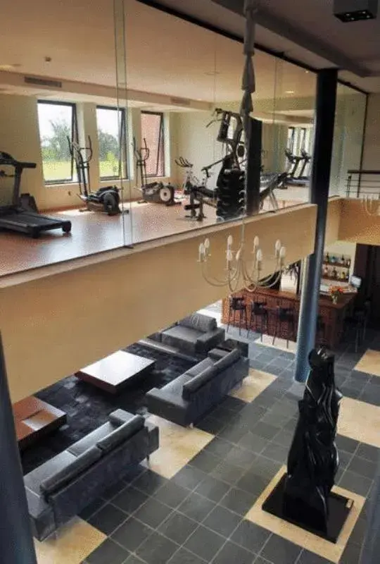 Restaurant/places to eat in Regency Park Hotel Restaurant/places to eat in Regency Park Hotel