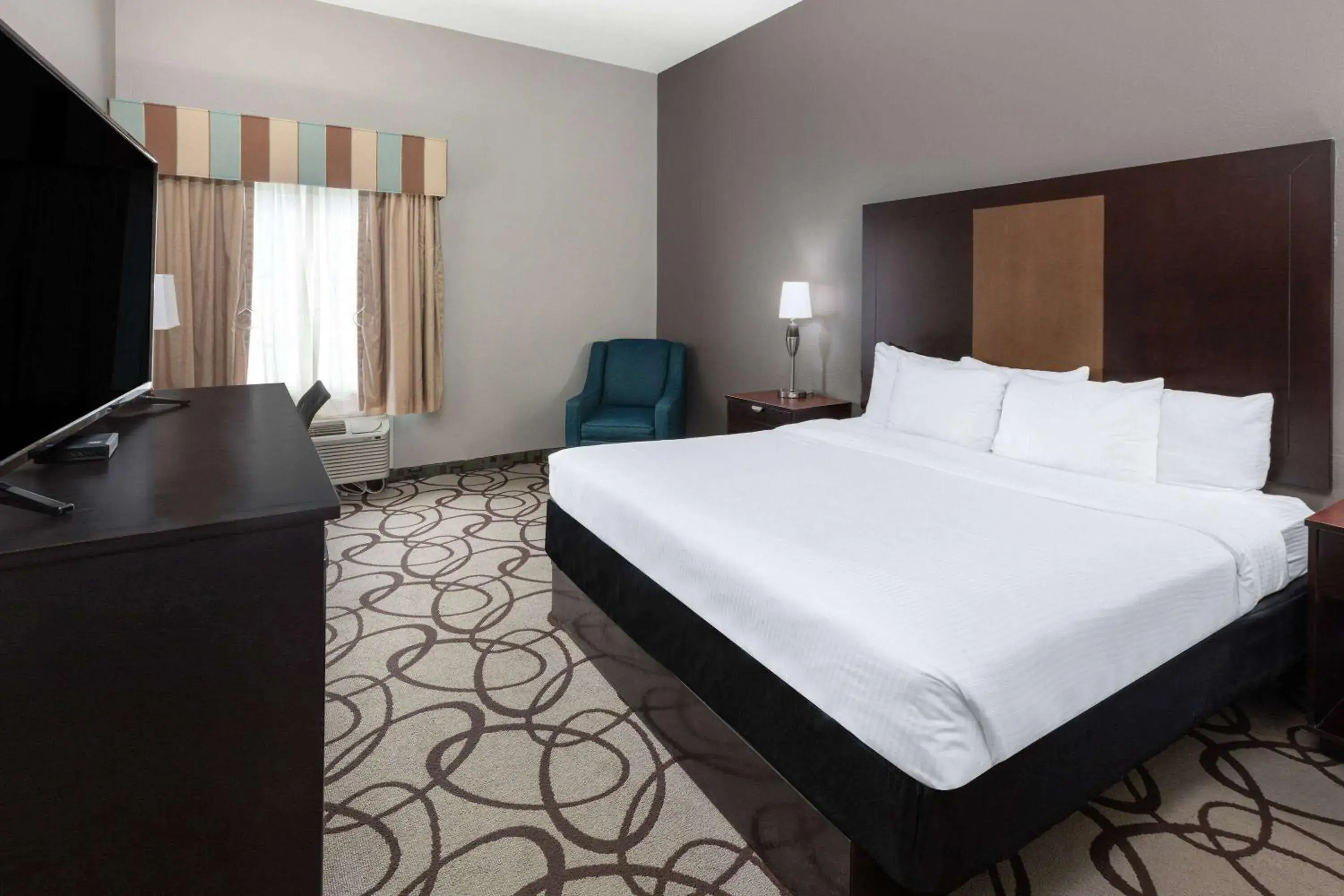 King Room - Mobility Access/Non-Smoking in La Quinta by Wyndham Fort Worth - Lake Worth King Room - Mobility Access/Non-Smoking in La Quinta by Wyndham Fort Worth - Lake Worth