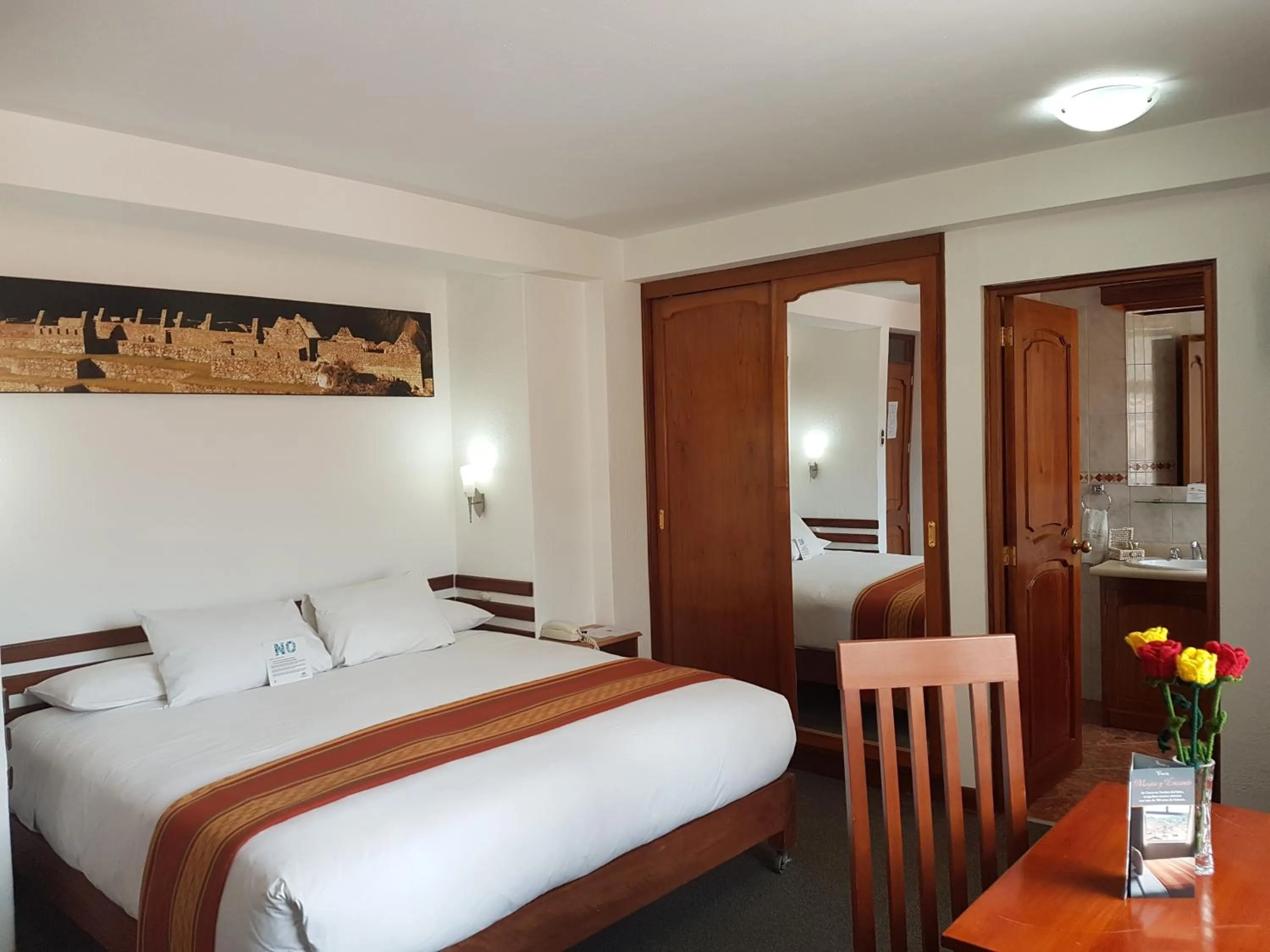 Photo of the whole room, Bed in Hotel Sueños del Inka