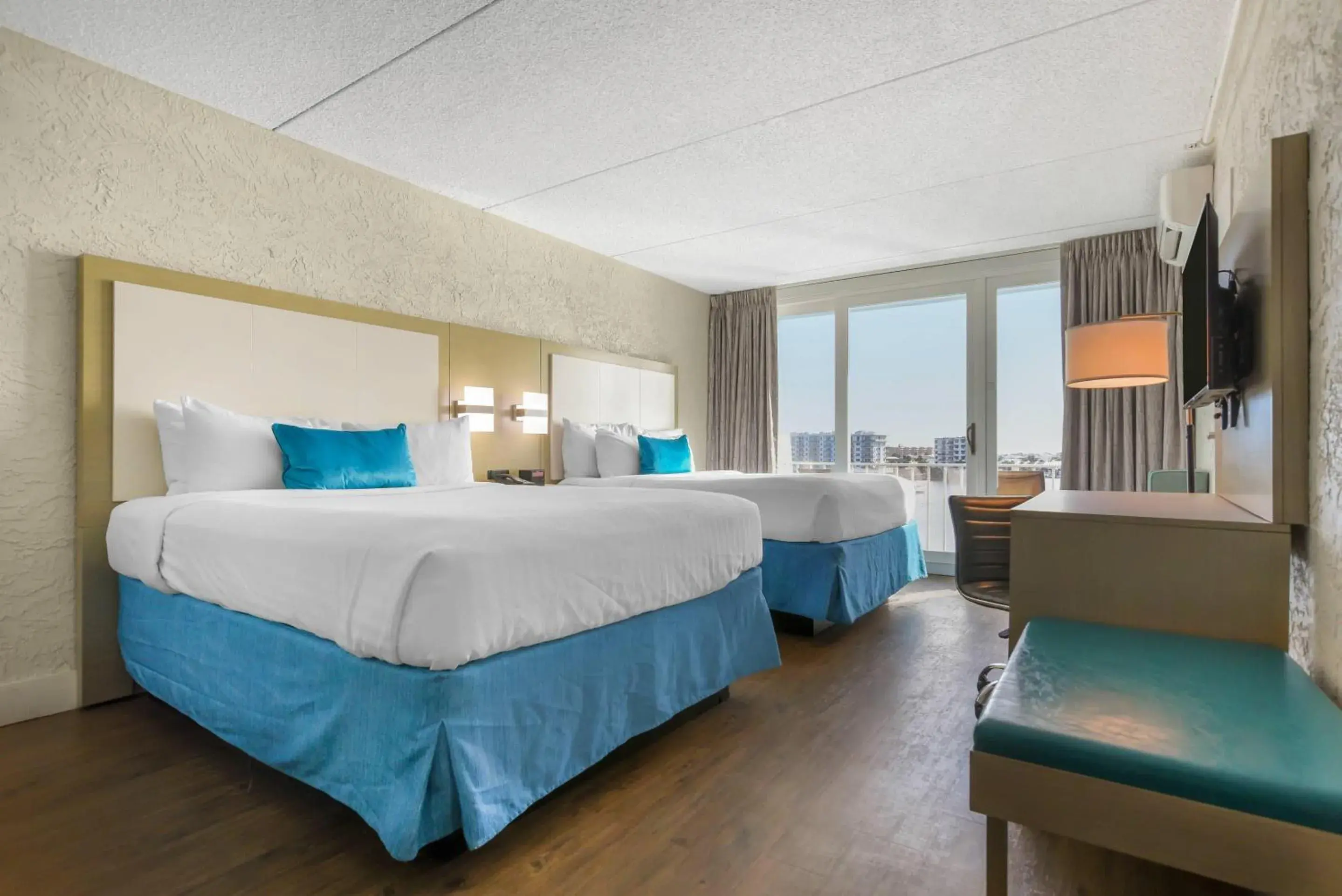 Queen Room with Two Queen Beds and Harbor View - Non-Smoking in Inn on Destin Harbor, an Ascend Collection Hotel Queen Room with Two Queen Beds and Harbor View - Non-Smoking in Inn on Destin Harbor, an Ascend Collection Hotel