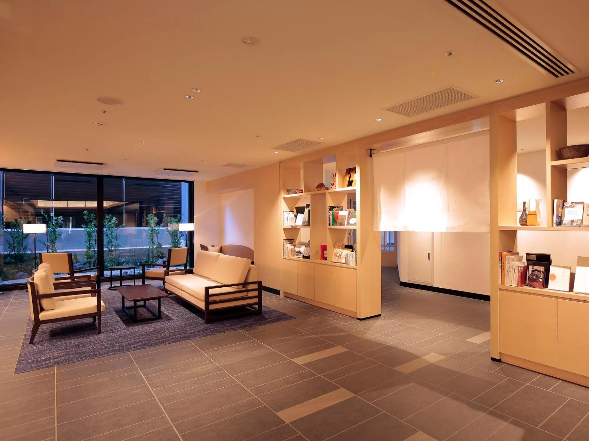 Communal lounge/ TV room in Hotel Intergate Kyoto Shijo Shinmachi