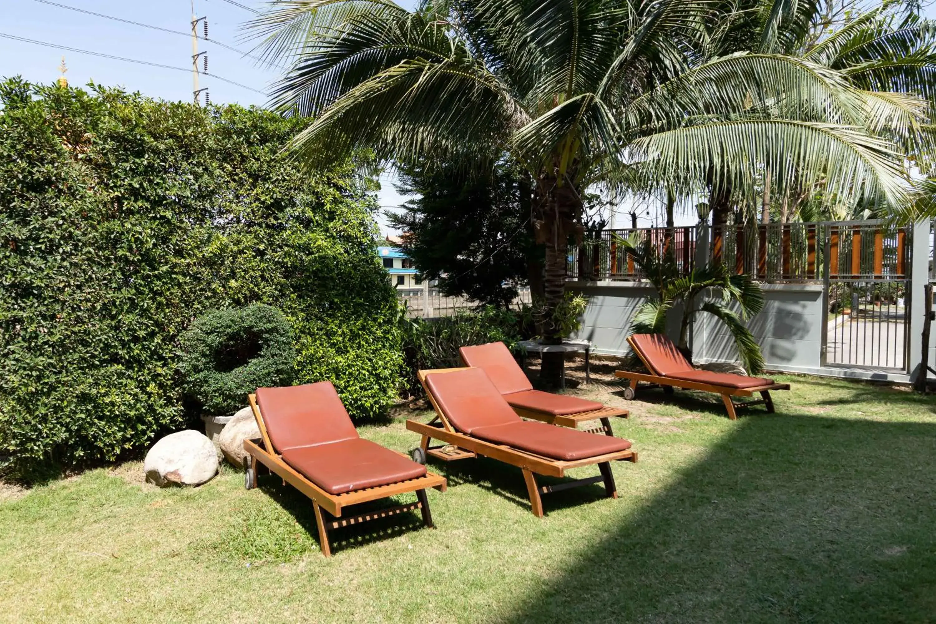 Property building in Silver Gold Garden, Suvarnabhumi Airport Property building in Silver Gold Garden, Suvarnabhumi Airport