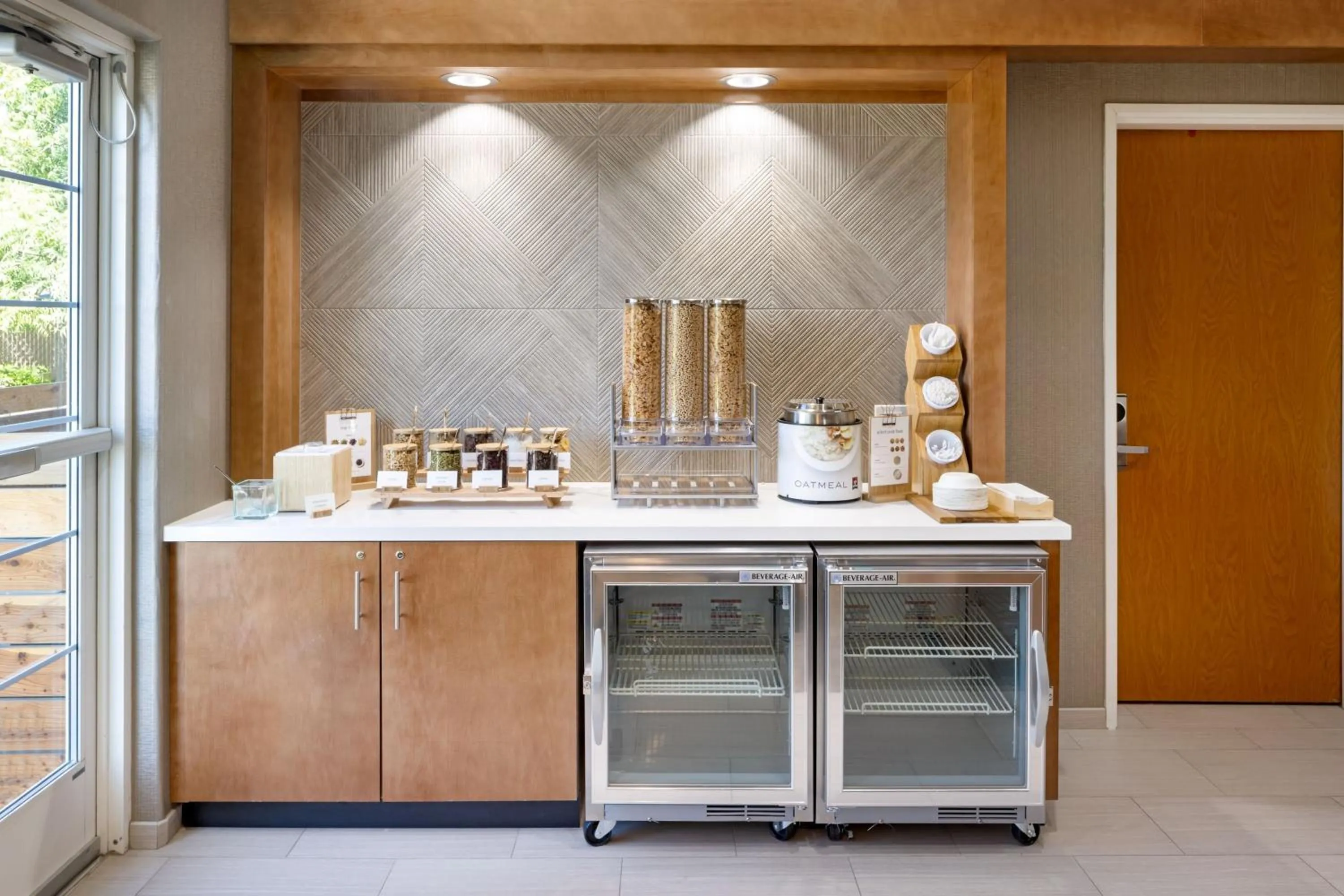 Breakfast in Comfort Suites