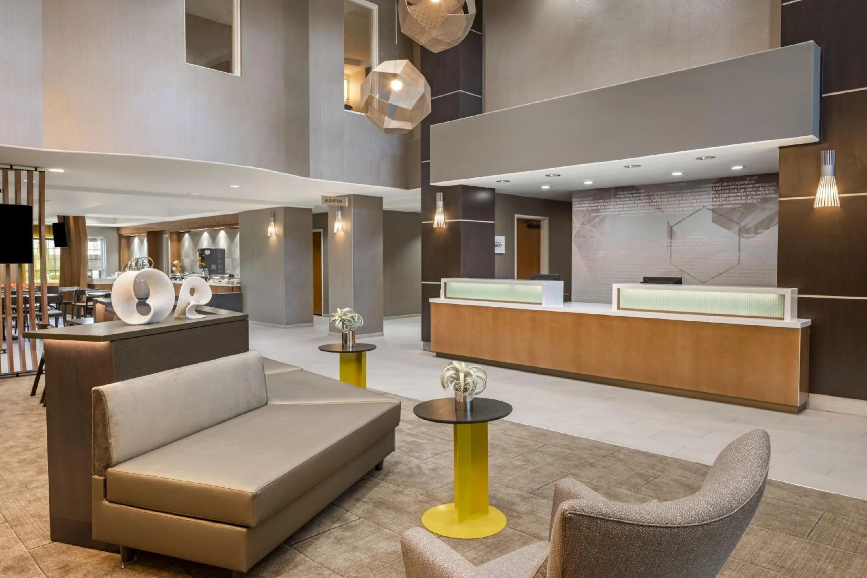 Lobby or reception in Comfort Suites