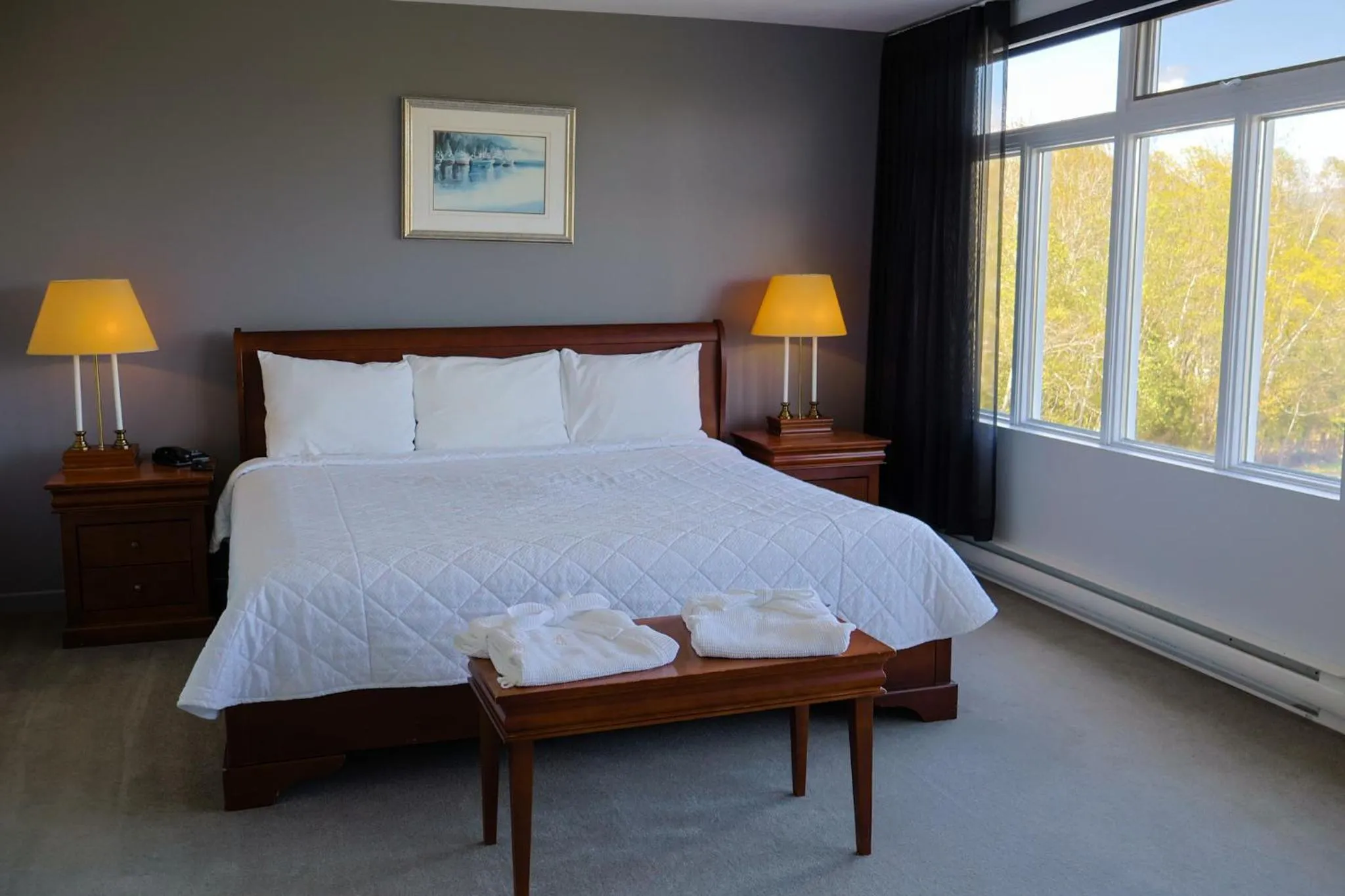 Bedroom, Bed in Hôtel au Petit Berger