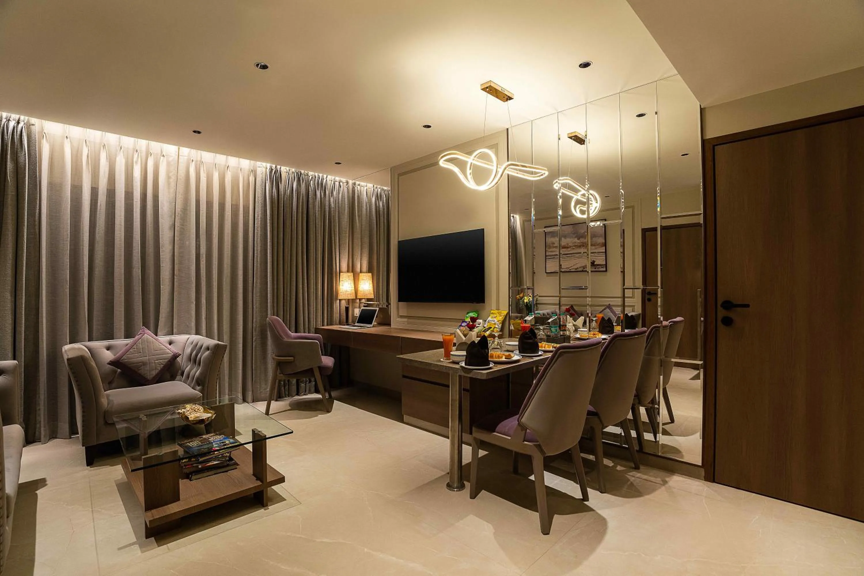 Grand Residency Hotel & Serviced Apartments