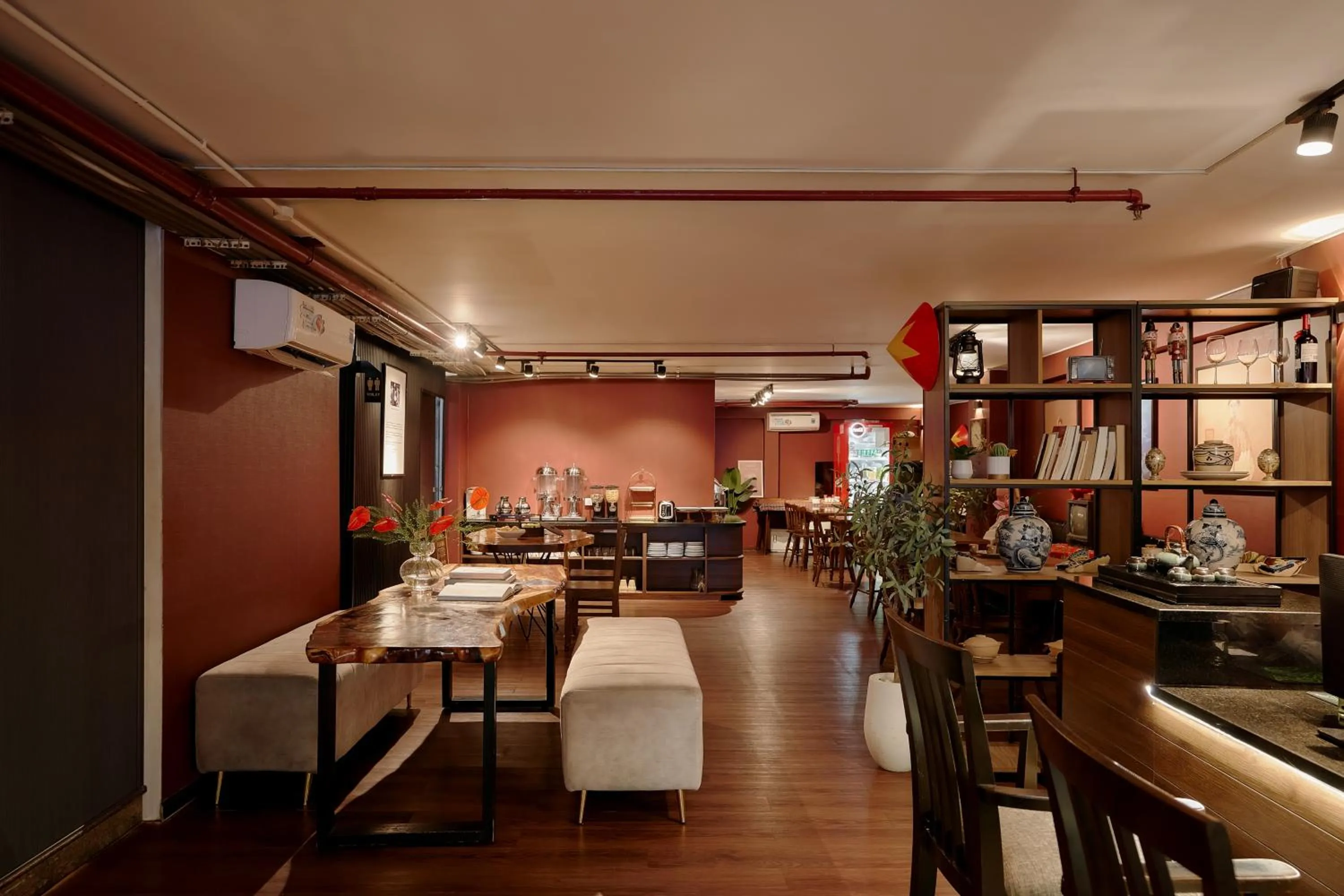 Restaurant/places to eat in Asian Ruby Hotel & Spa - 122F Bui Thi Xuân Street