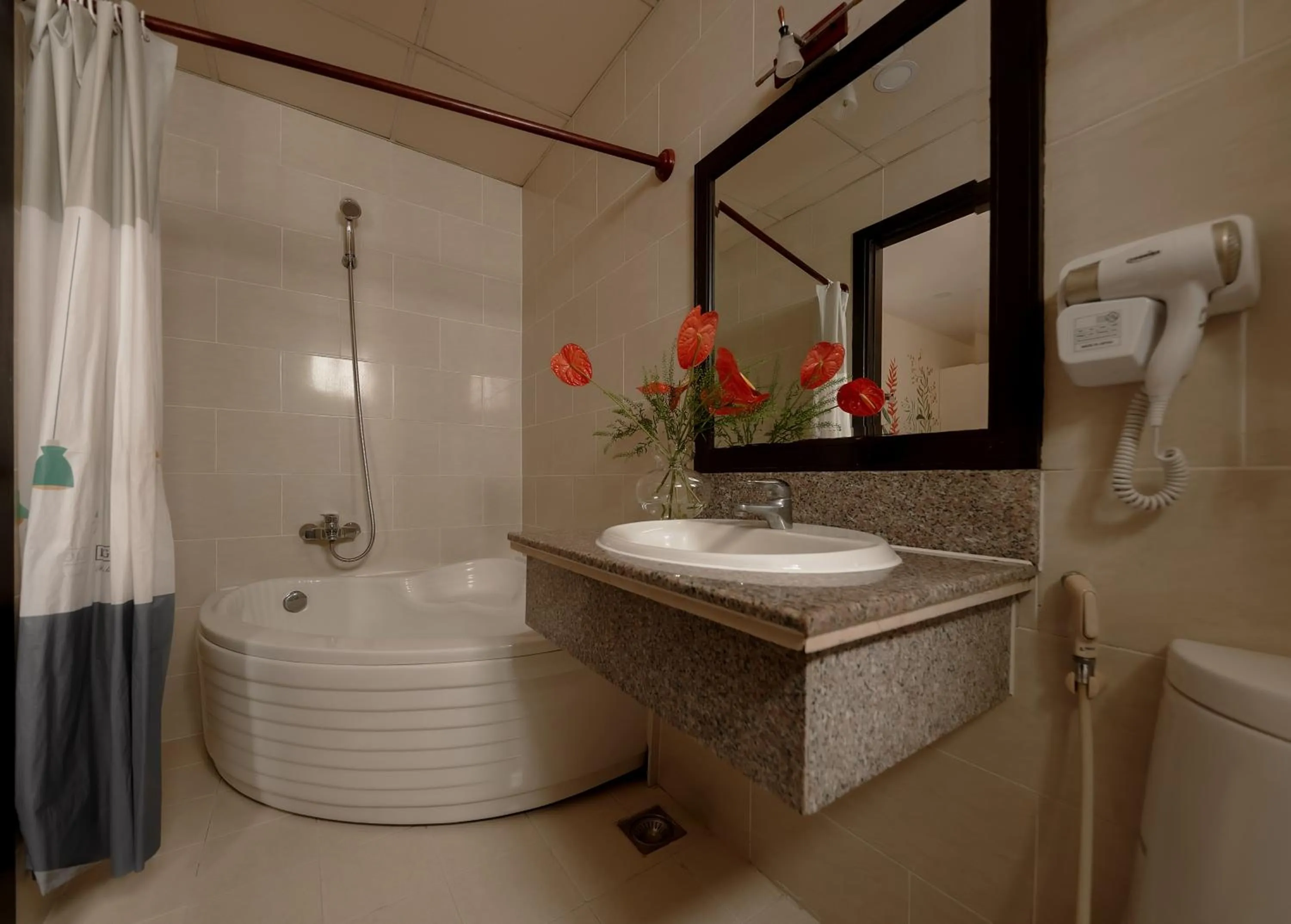 Shower in Asian Ruby Hotel & Spa - 122F Bui Thi Xuân Street