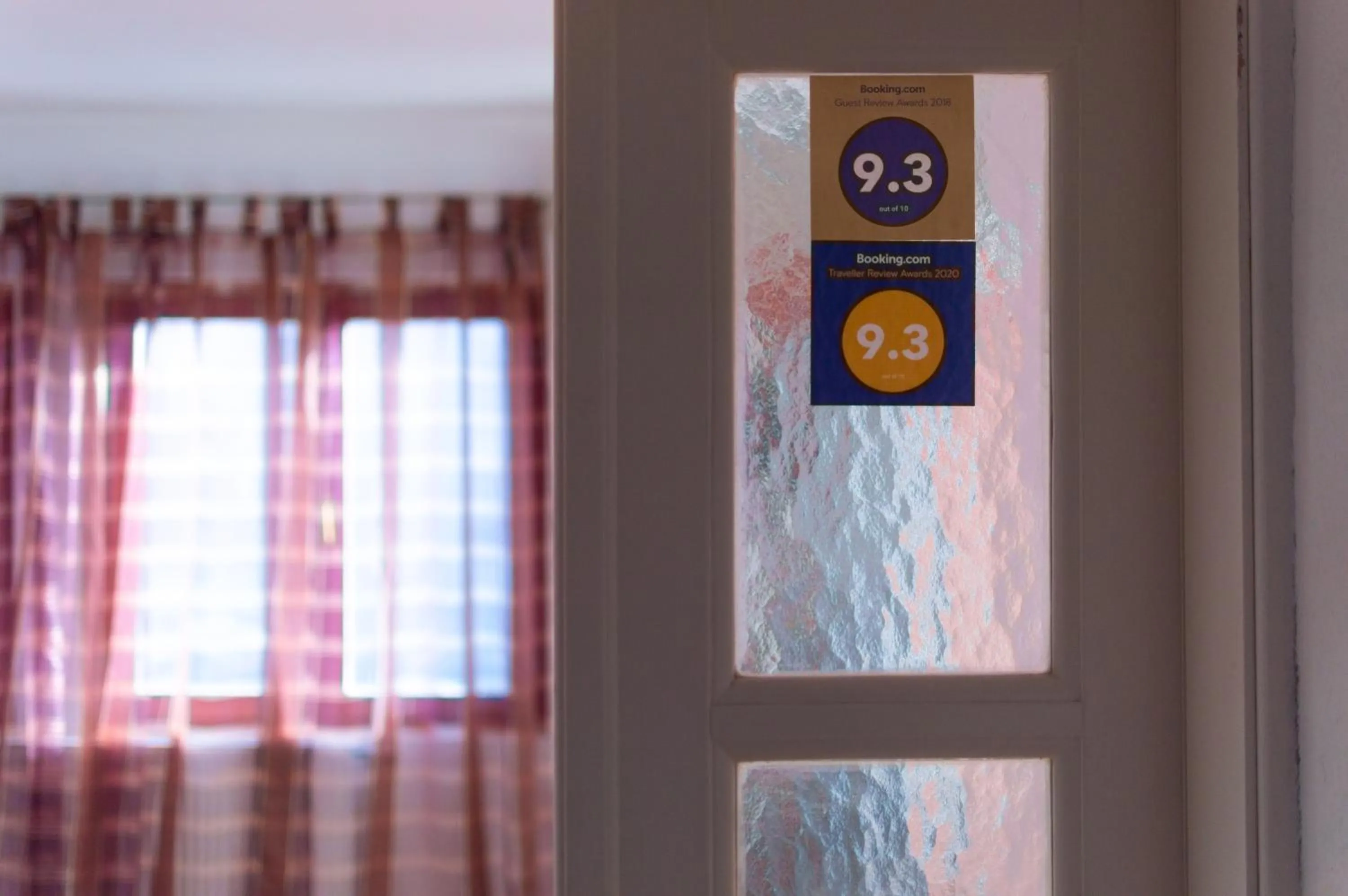 Certificate/Award in Poseidon Apartment
