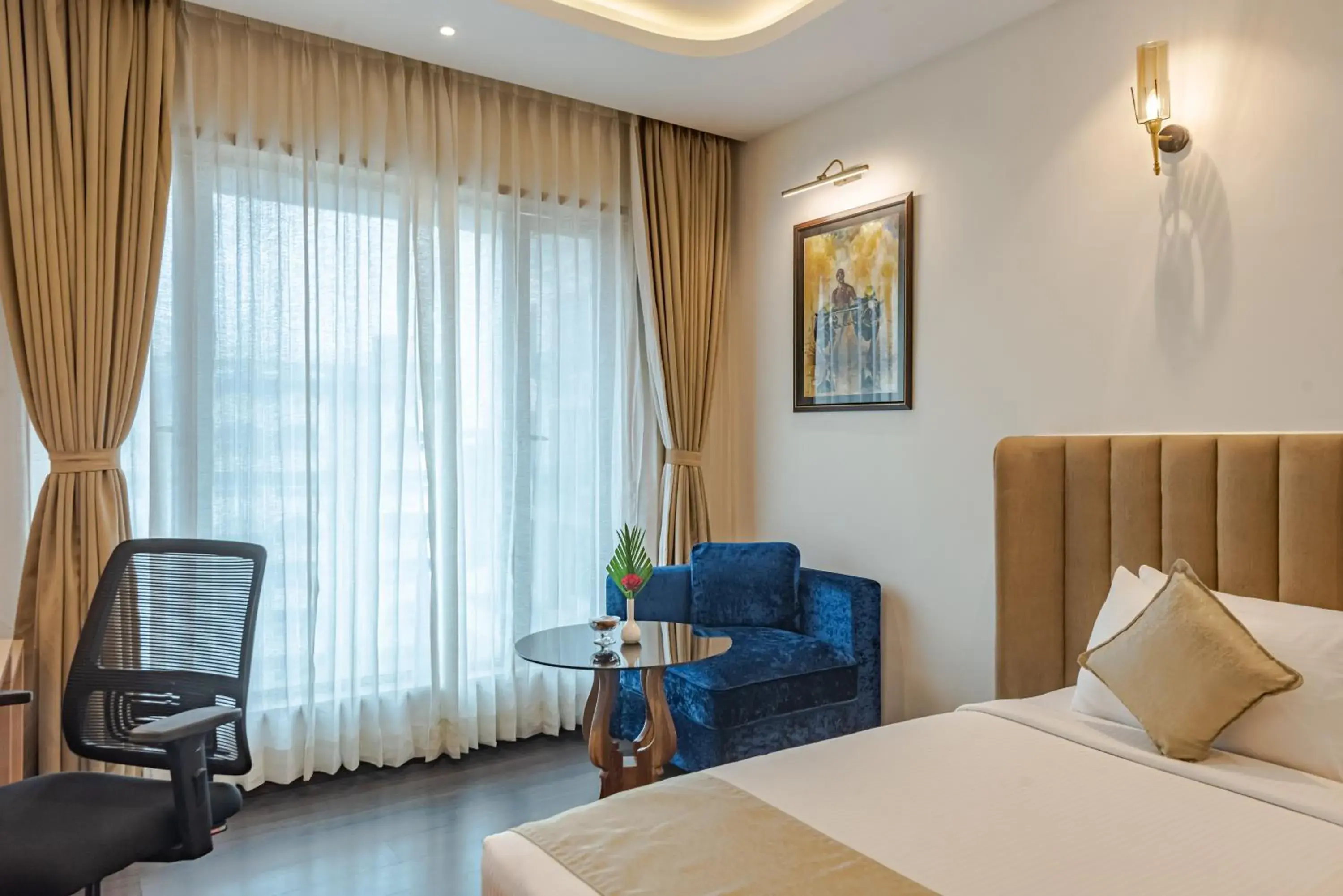 City view, Bed in Goldfinch Hotel Mangalore City view, Bed in Goldfinch Hotel Mangalore