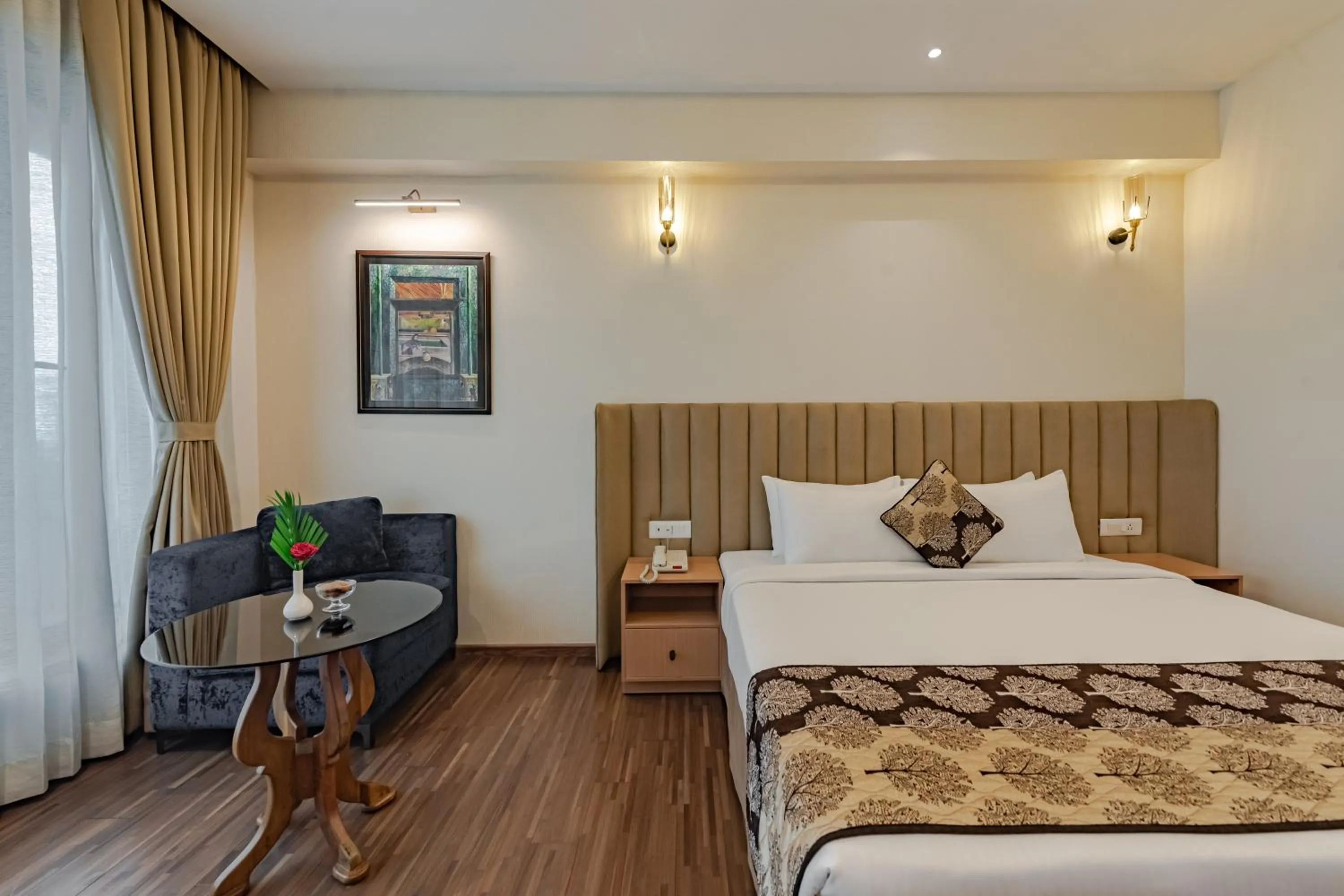 Bed in Goldfinch Hotel Mangalore
