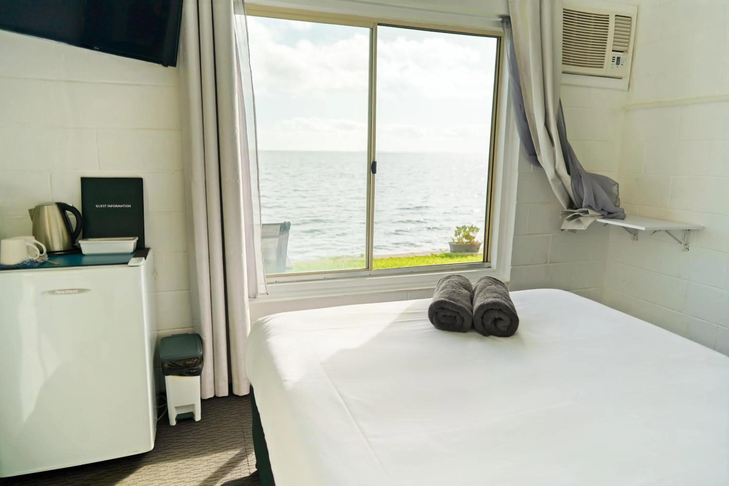 Meningie Waterfront Motel