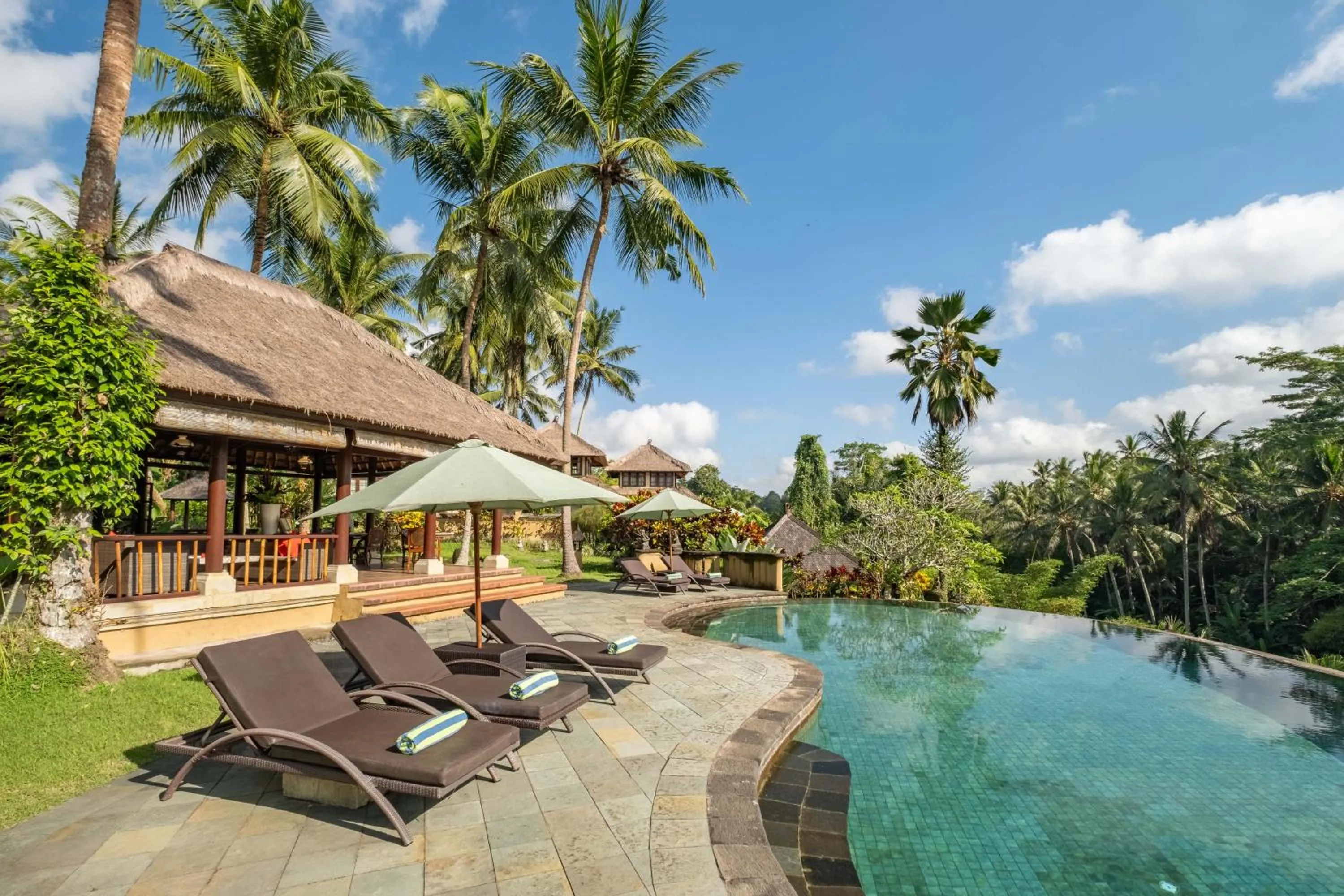 Swimming pool in Villa Semana Resort Ubud