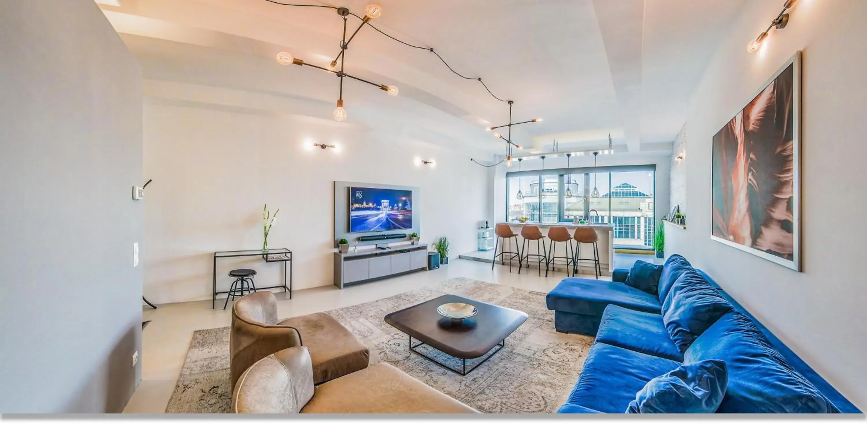 TV and multimedia, Seating Area in LOFT Astoria