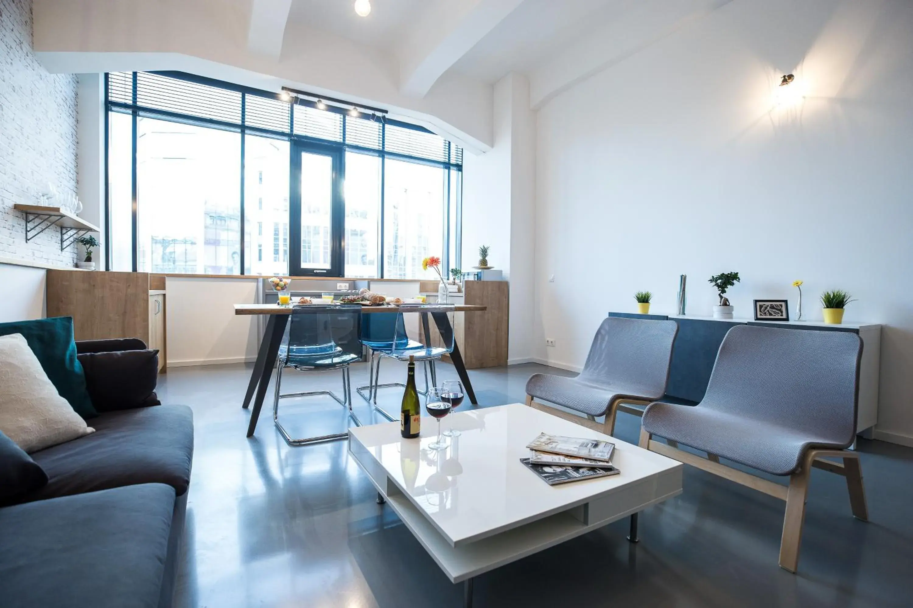 Living room, Seating Area in LOFT Astoria