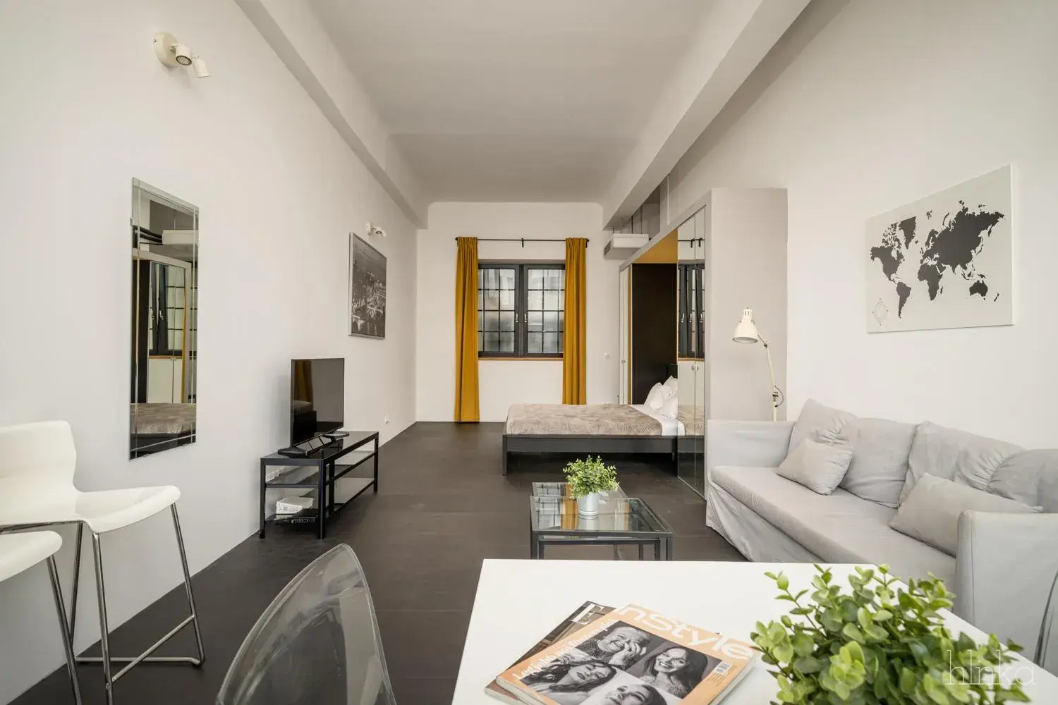 Living room, Seating Area in LOFT Astoria