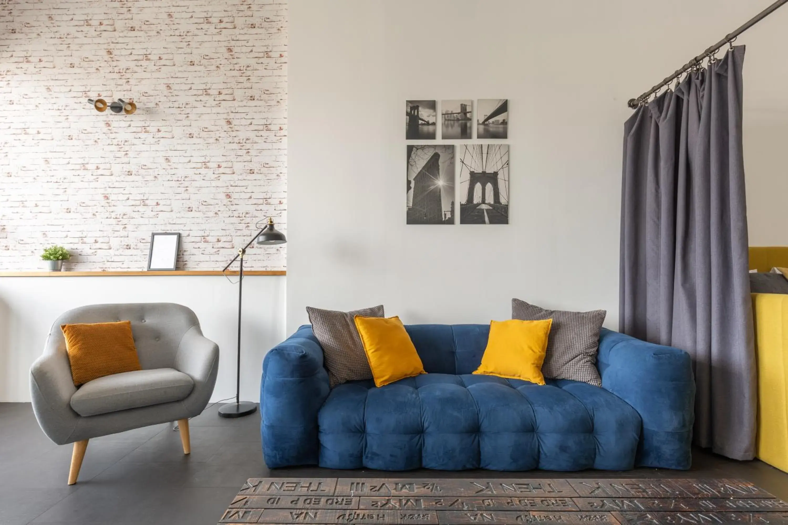 Living room, Seating Area in LOFT Astoria