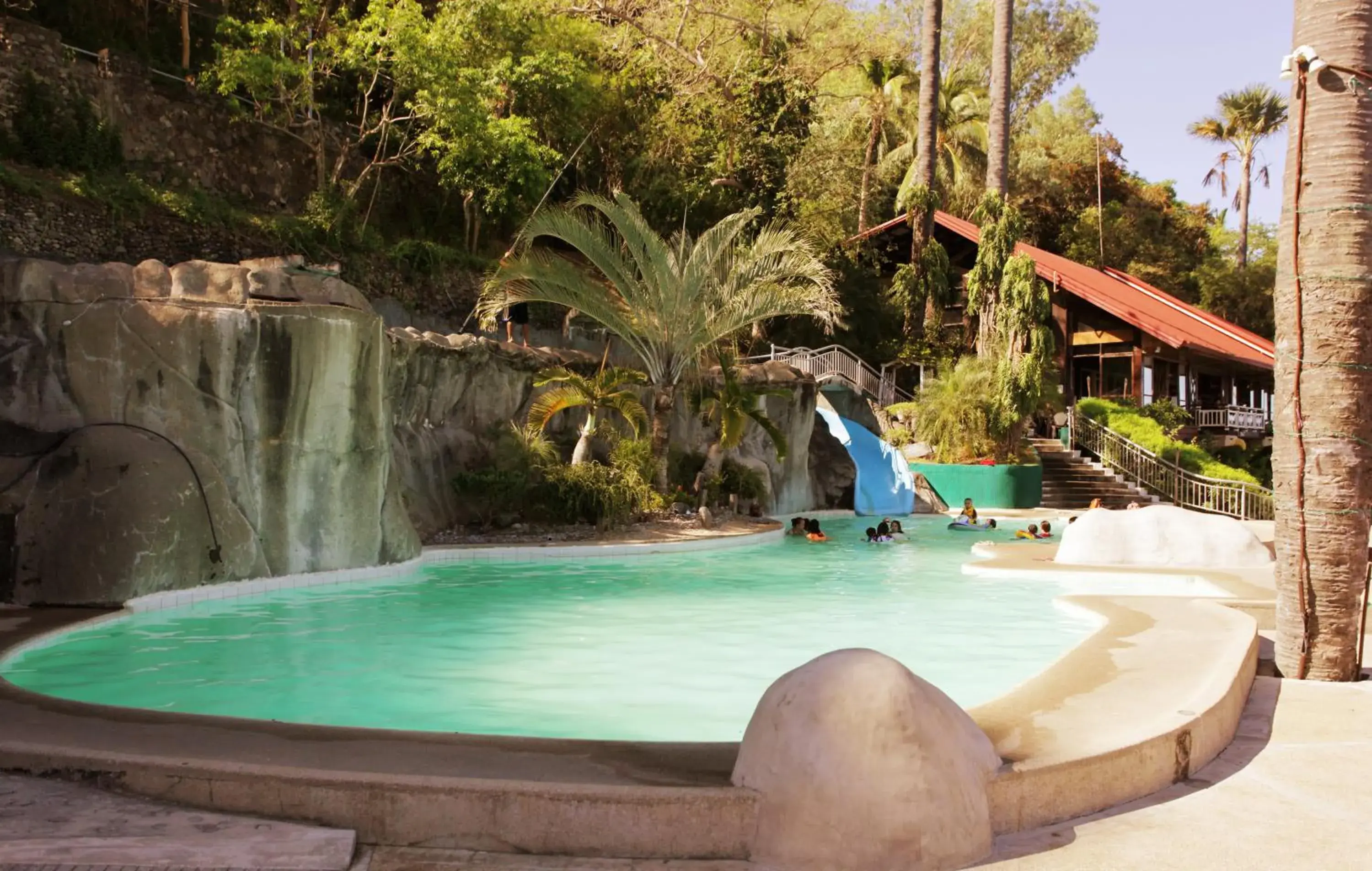 Swimming pool in Eagle Point Beach and Dive Resort Swimming pool in Eagle Point Beach and Dive Resort