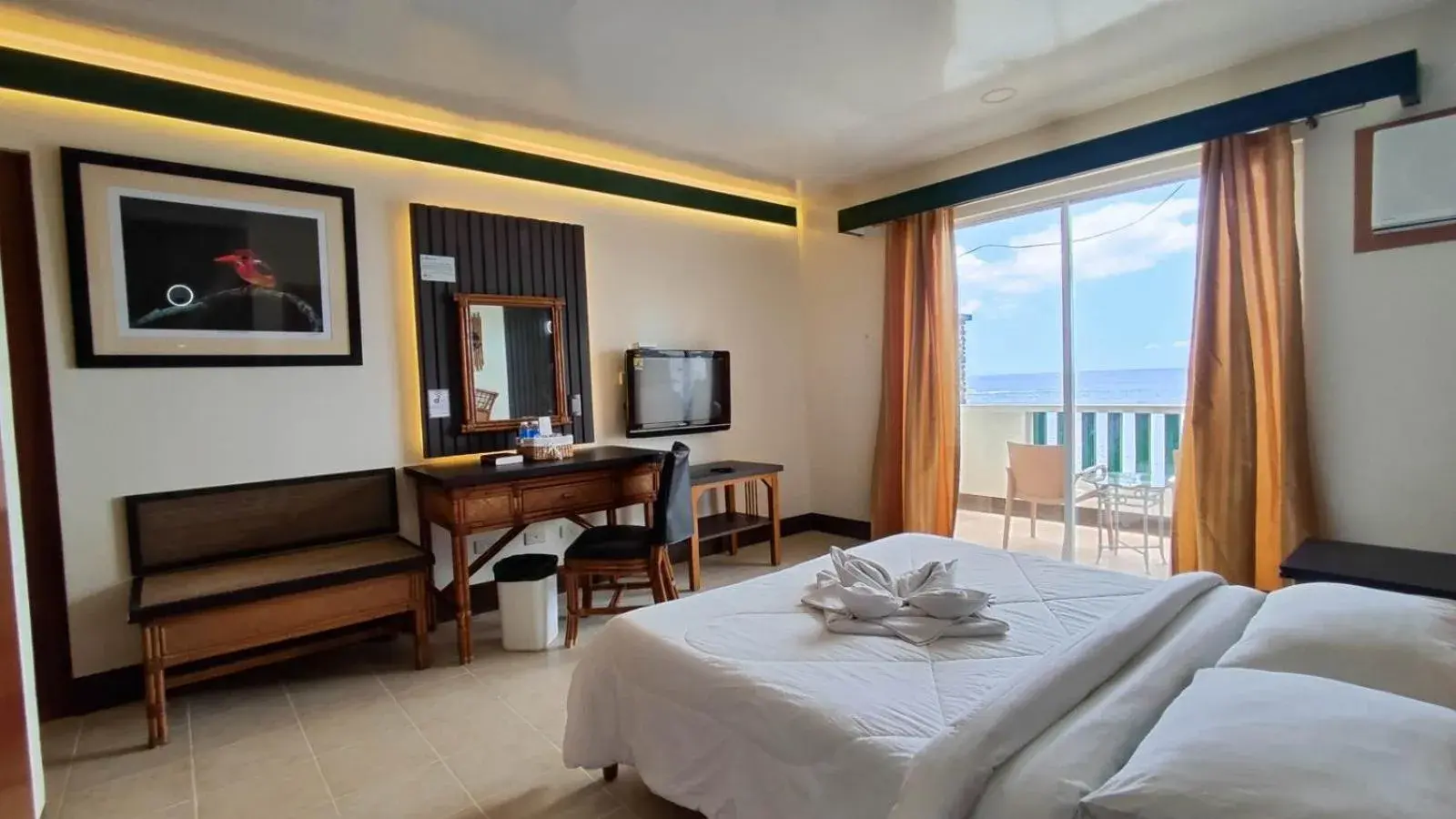 Bedroom, Bed in Eagle Point Beach and Dive Resort Bedroom, Bed in Eagle Point Beach and Dive Resort