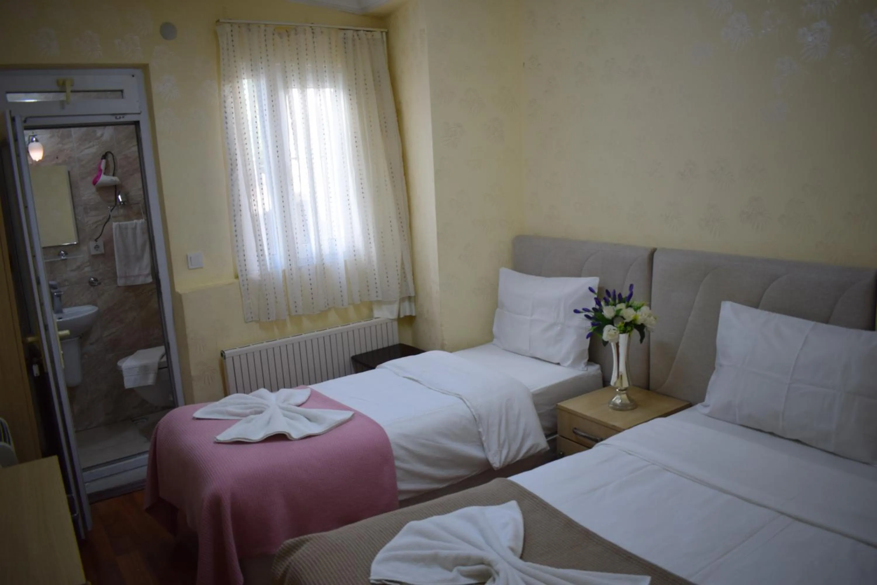 Bed in Sur Istanbul Hotel