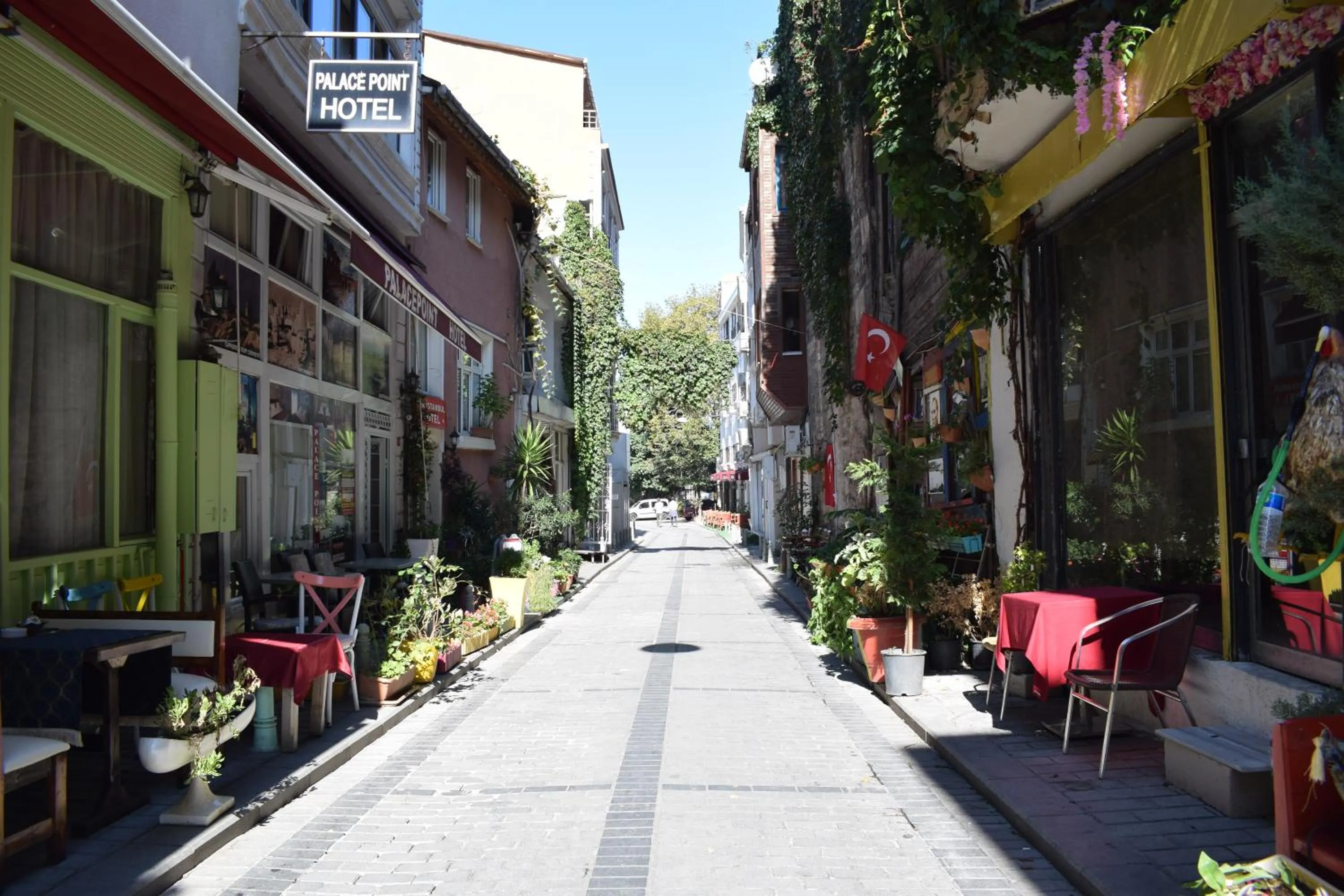 Property building in Sur Istanbul Hotel