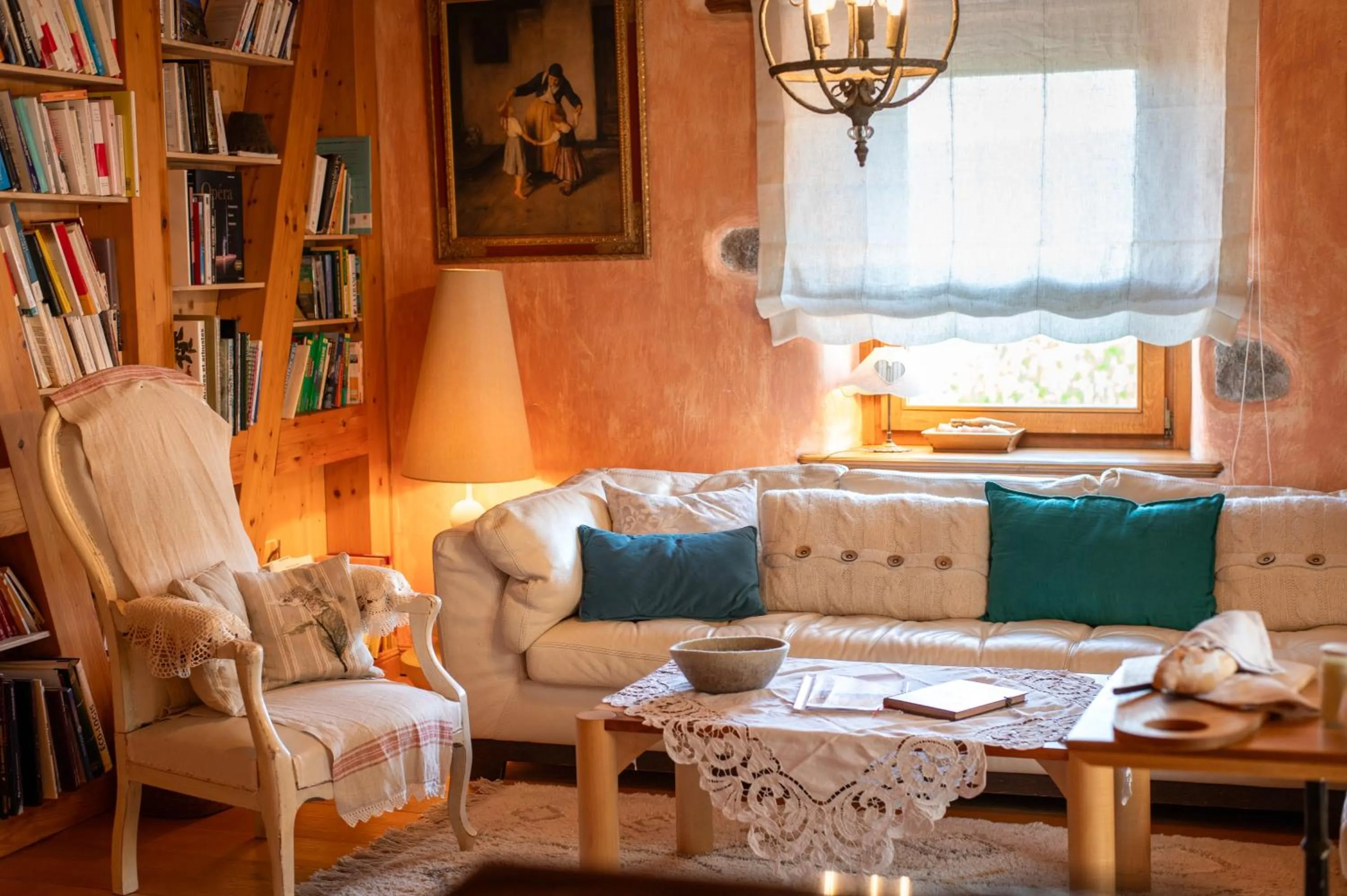 Library in La Grange d'Hannah - gîte & chambre d’hôtes de charme