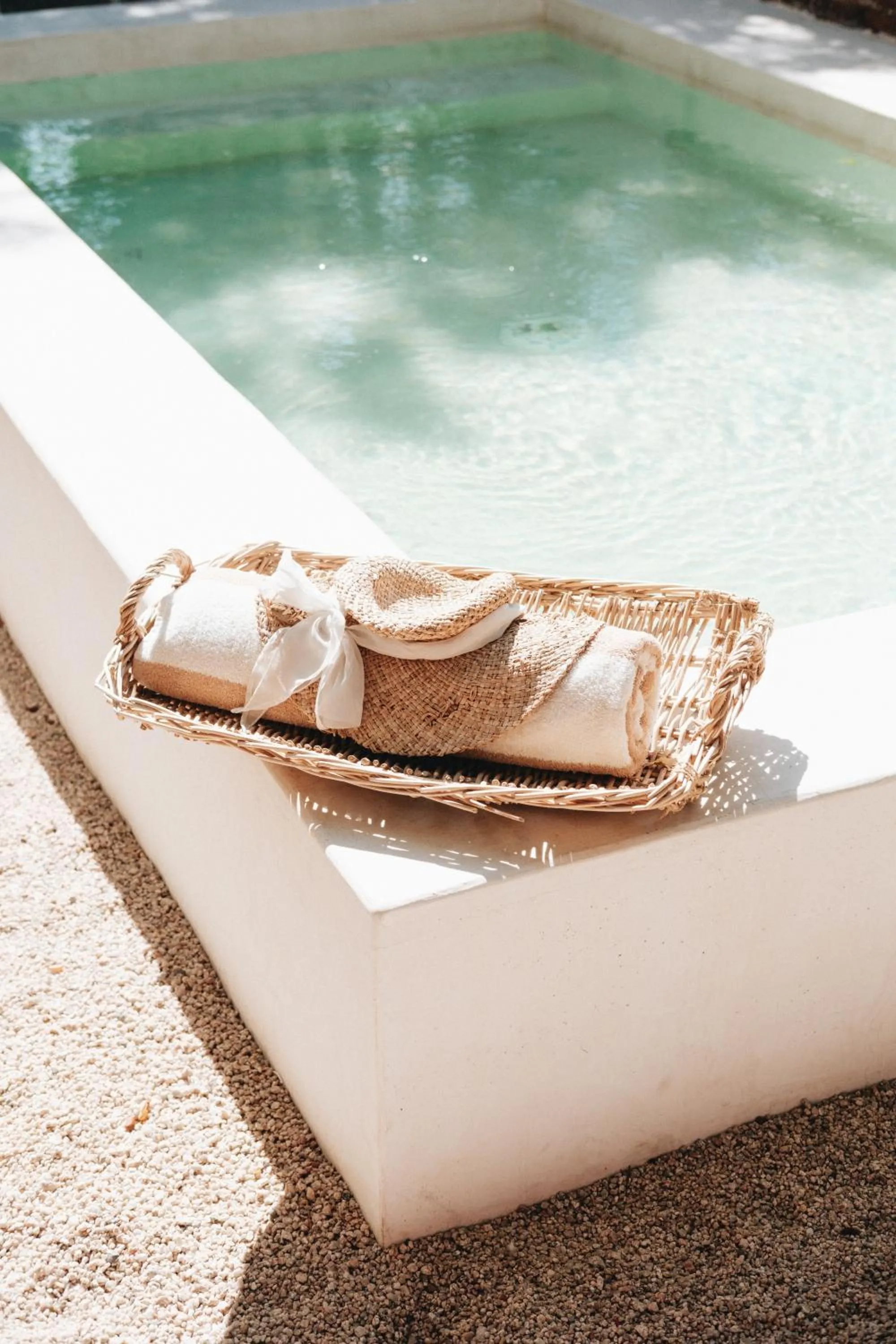 The Mantarraya Outpost