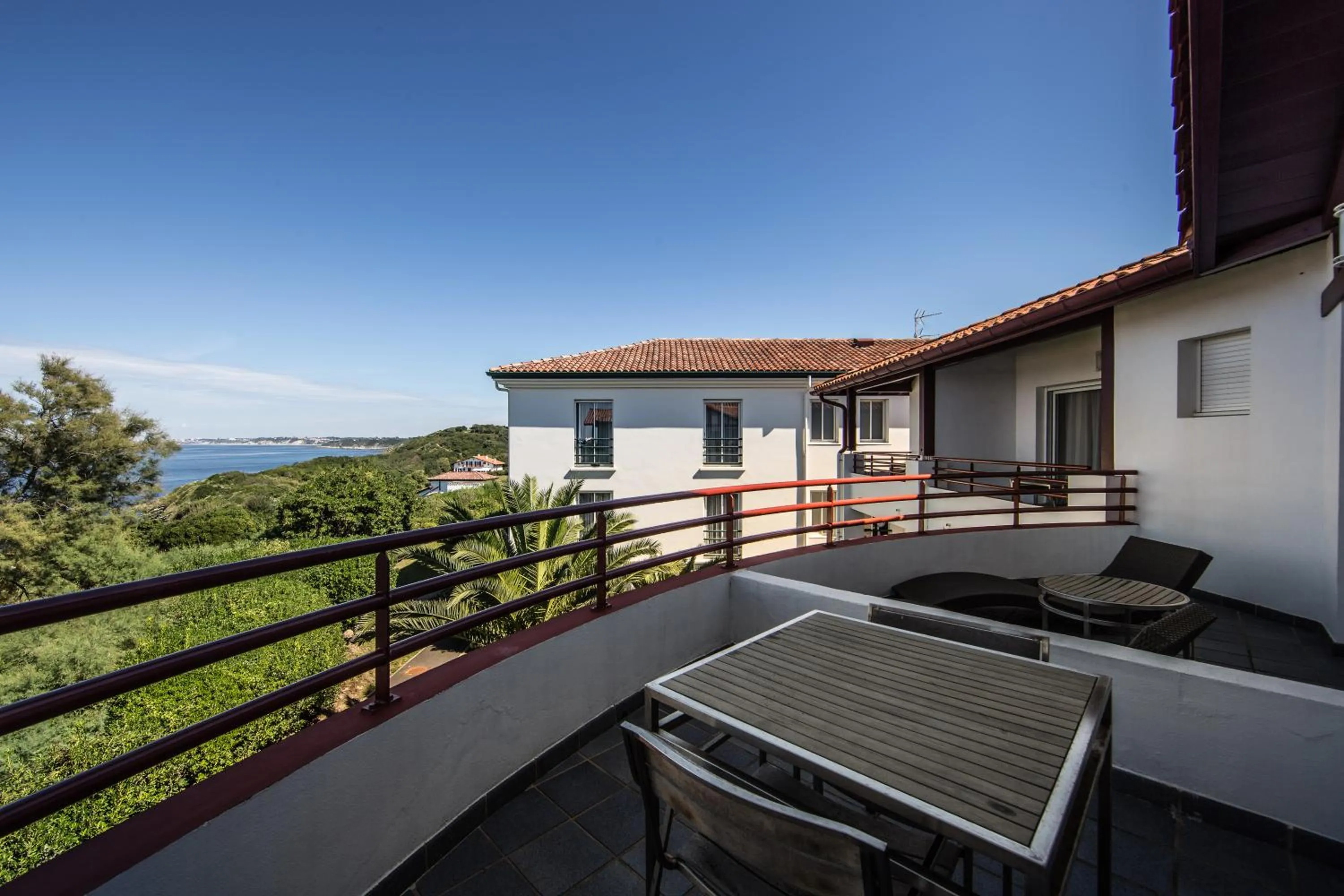 Balcony/Terrace in Hôtel La Réserve