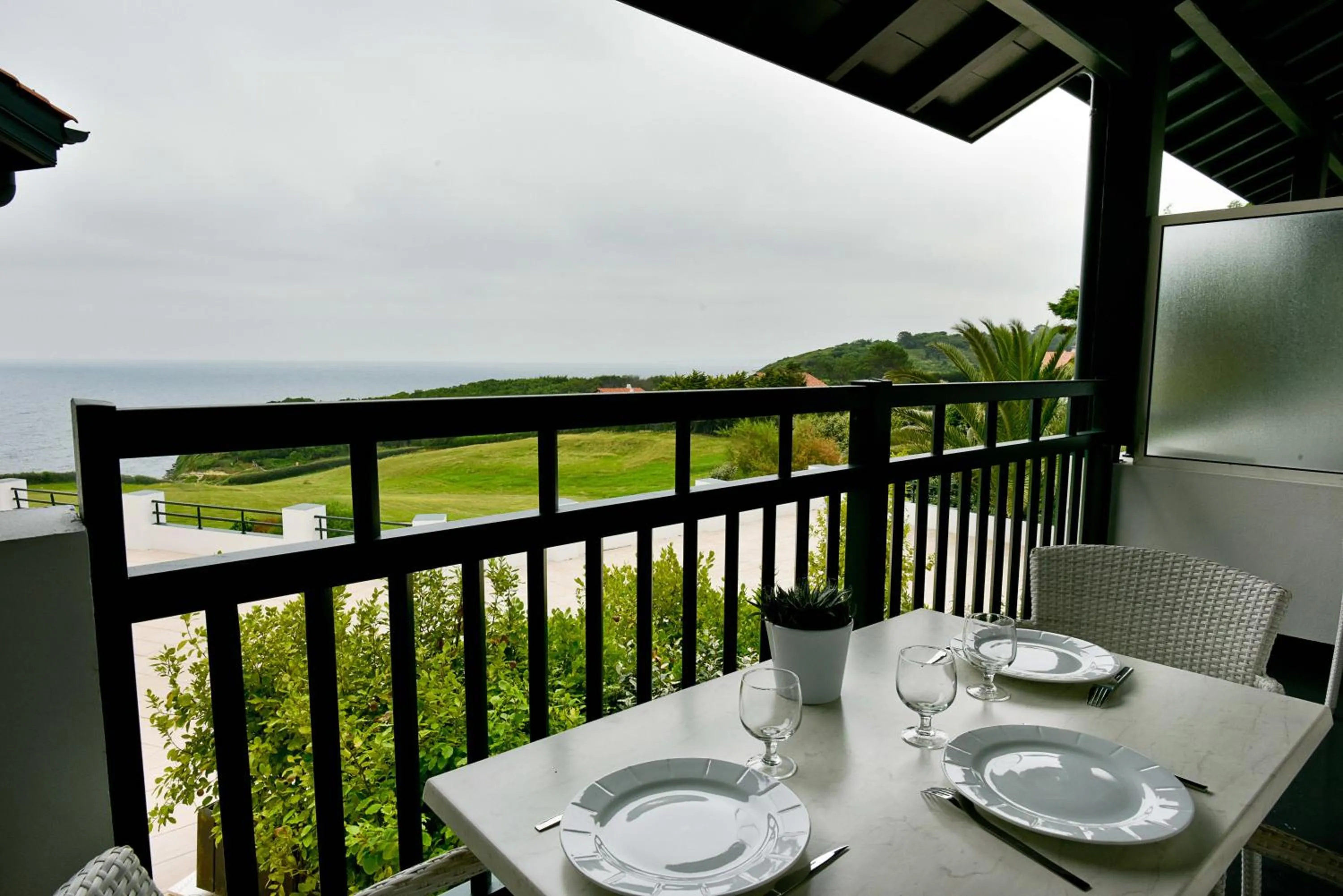 Balcony/Terrace in Hôtel La Réserve